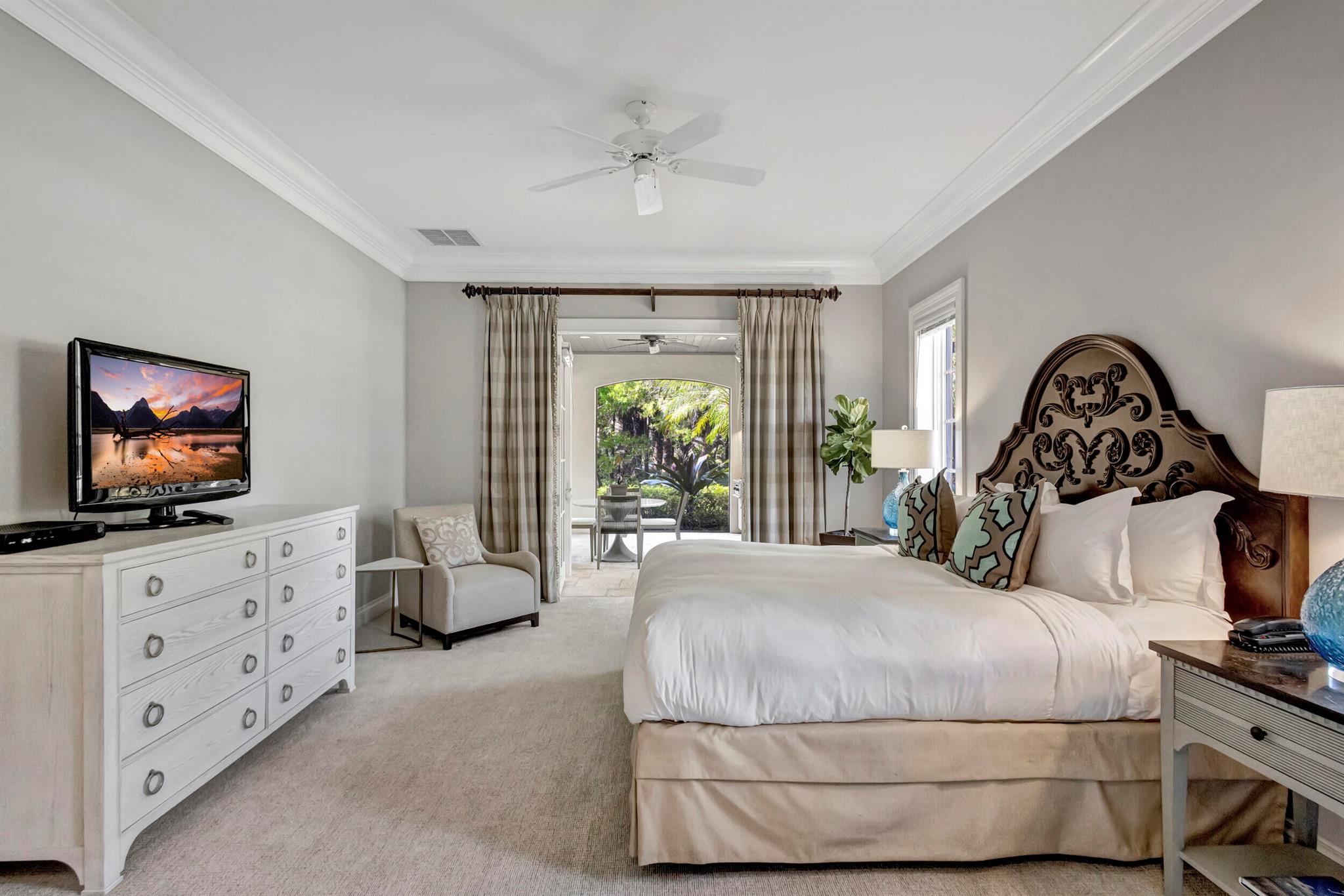 202 Royal Tern Court