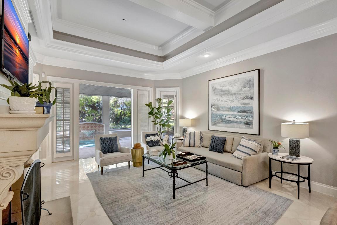 202 Royal Tern Court