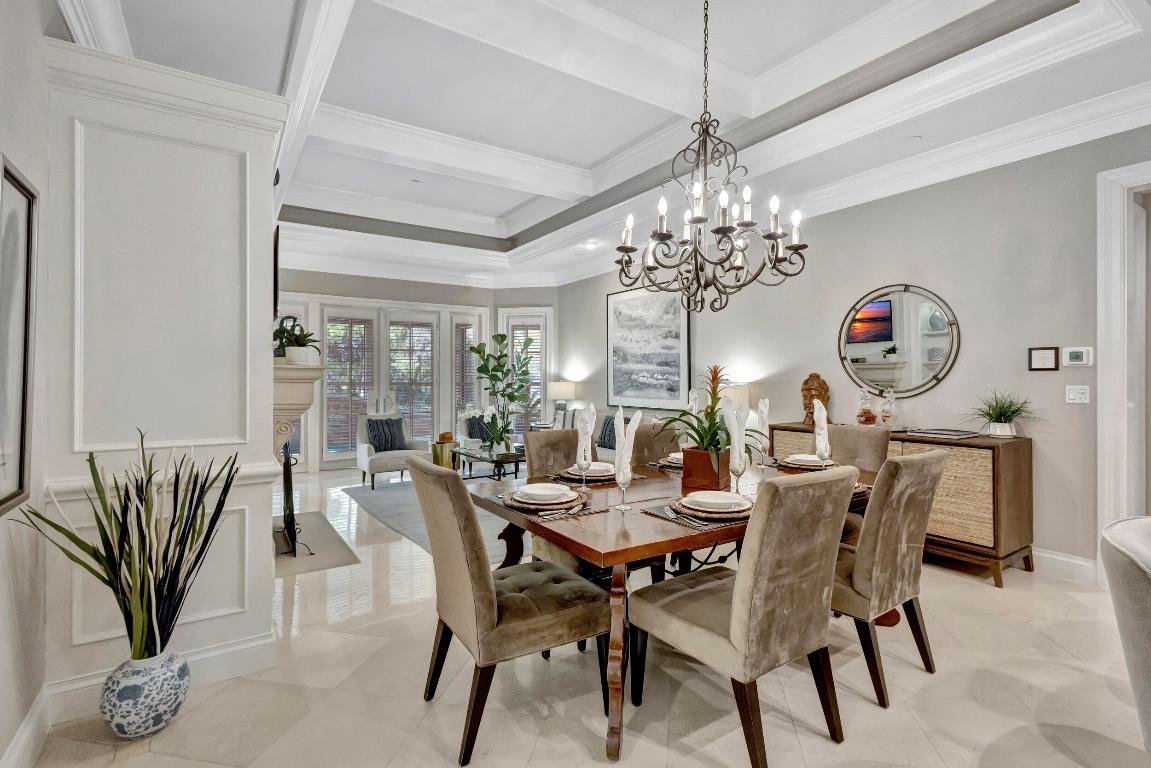 202 Royal Tern Court