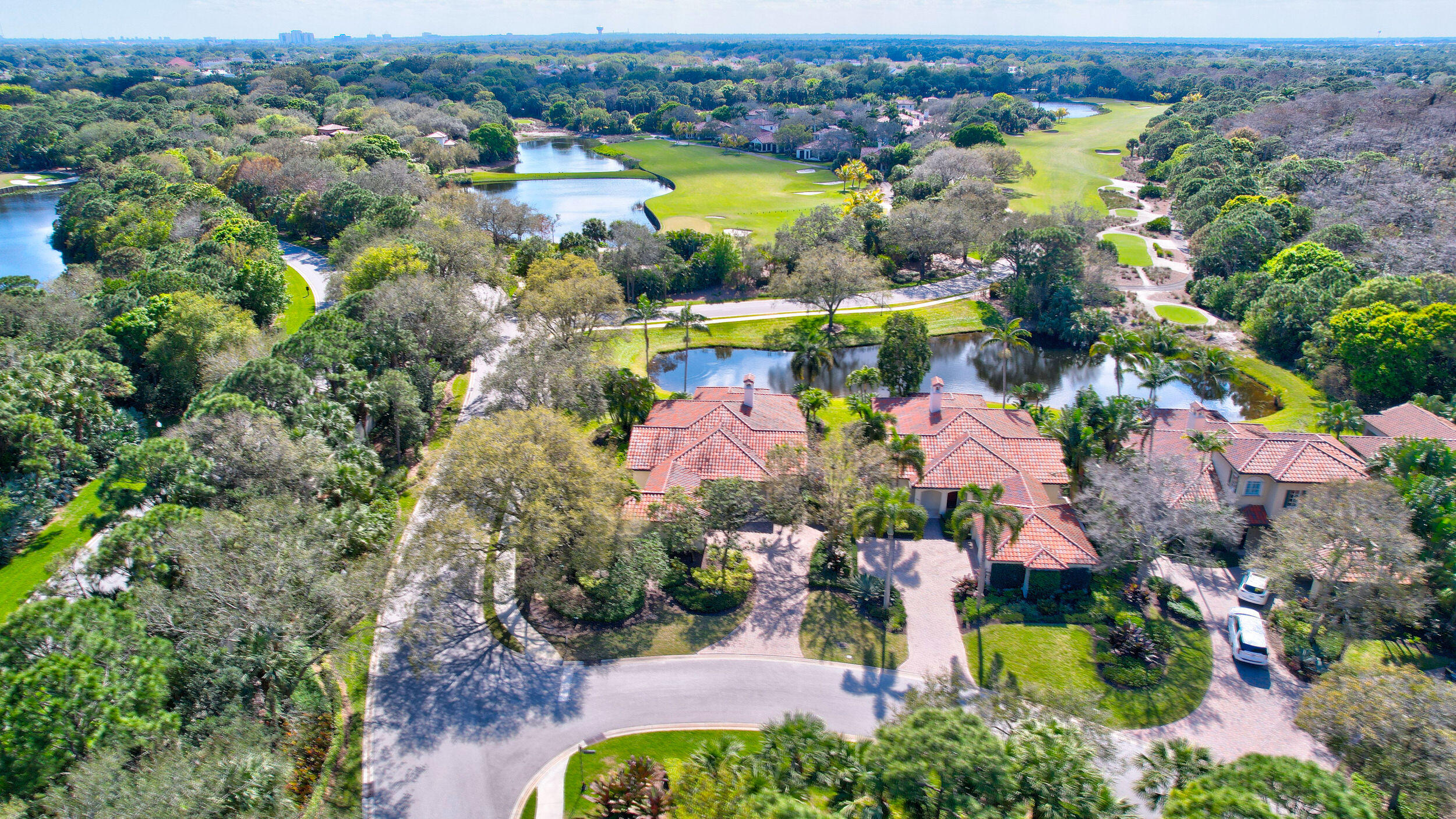 202 Royal Tern Court