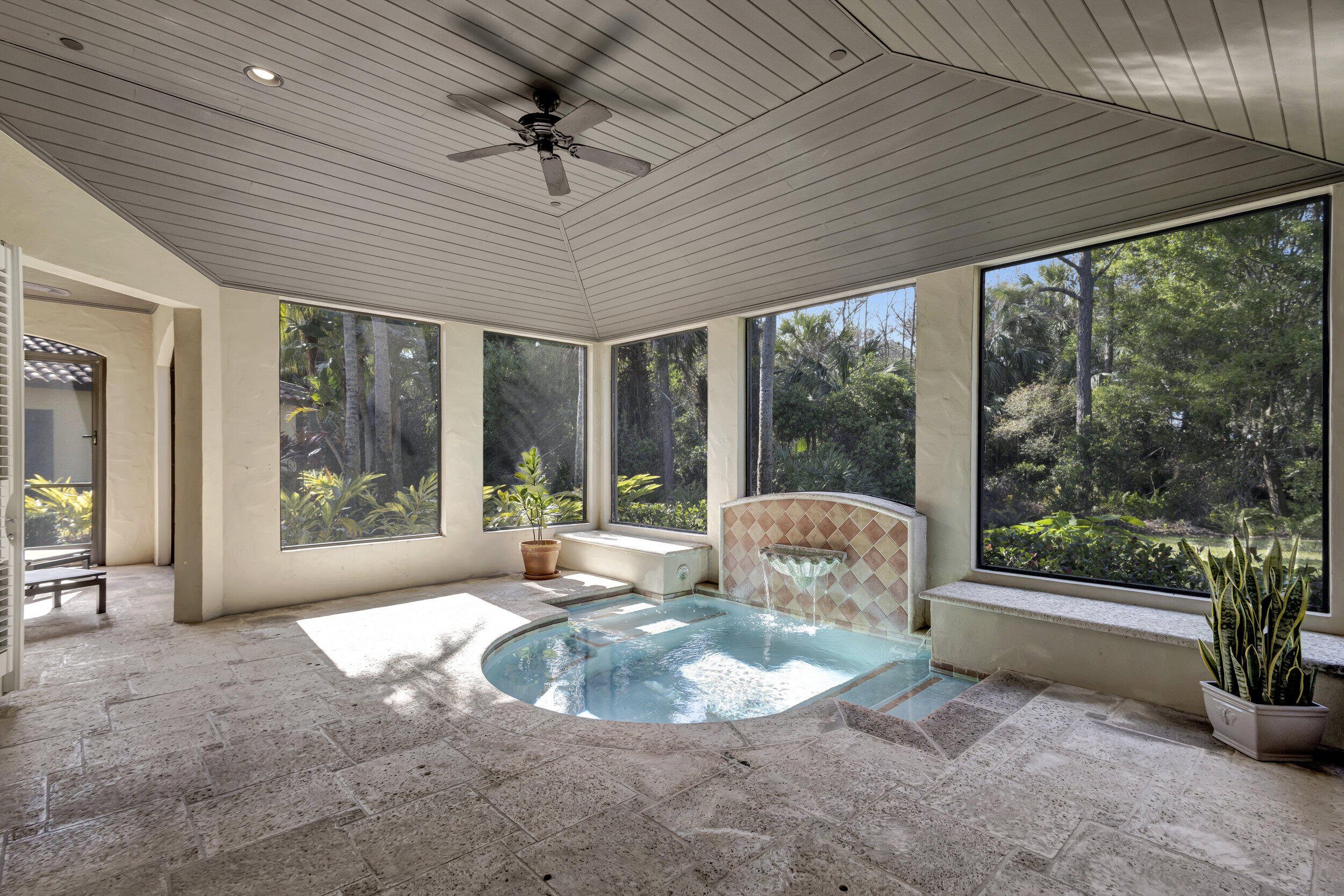 202 Royal Tern Court