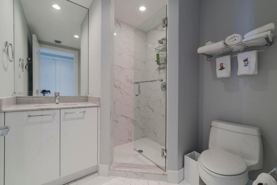 2 Water Club Way 1704