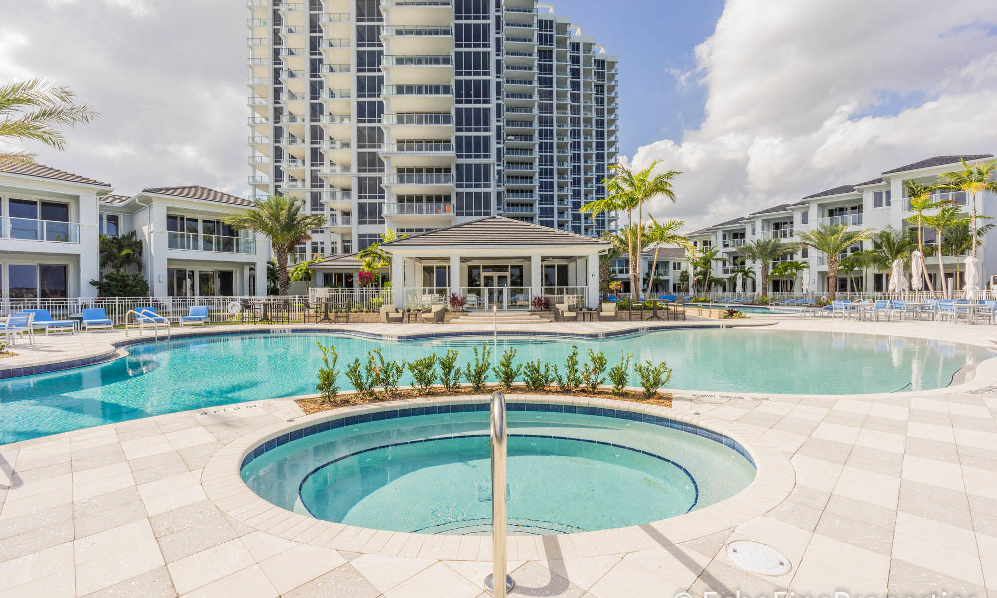 2 Water Club Way 1704