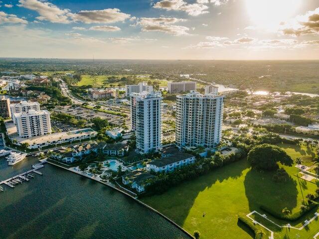 2 Water Club Way 1704