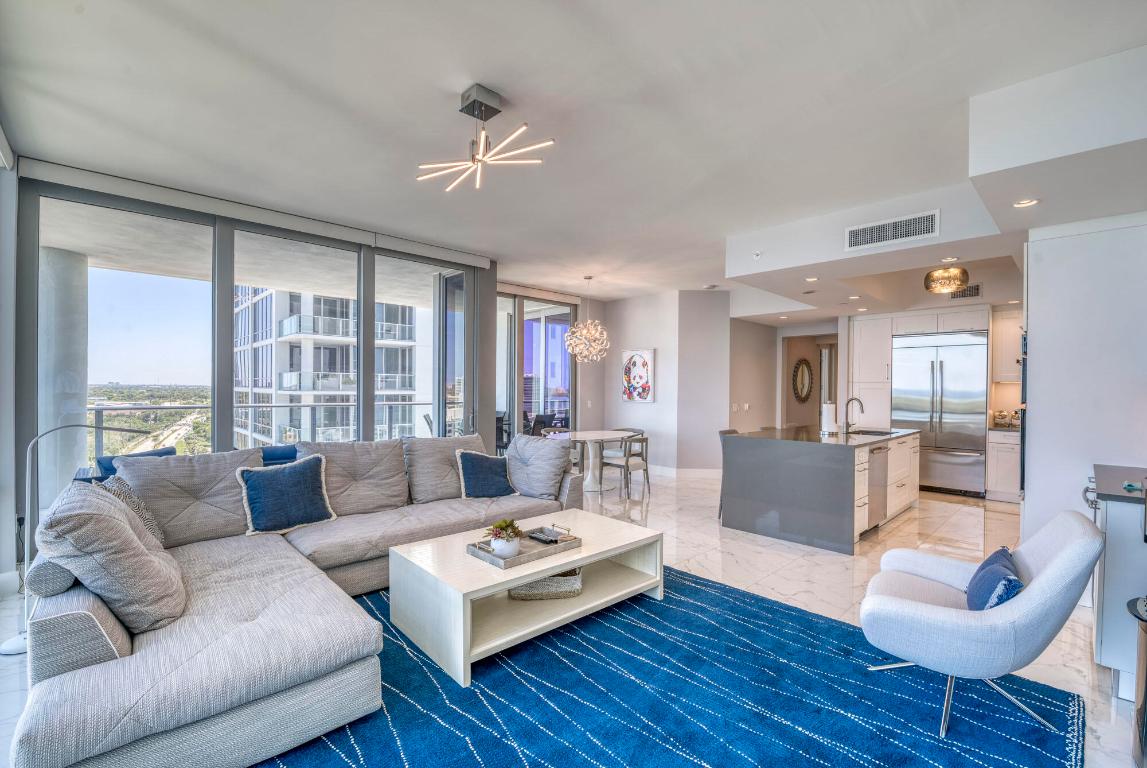 2 Water Club Way 1704