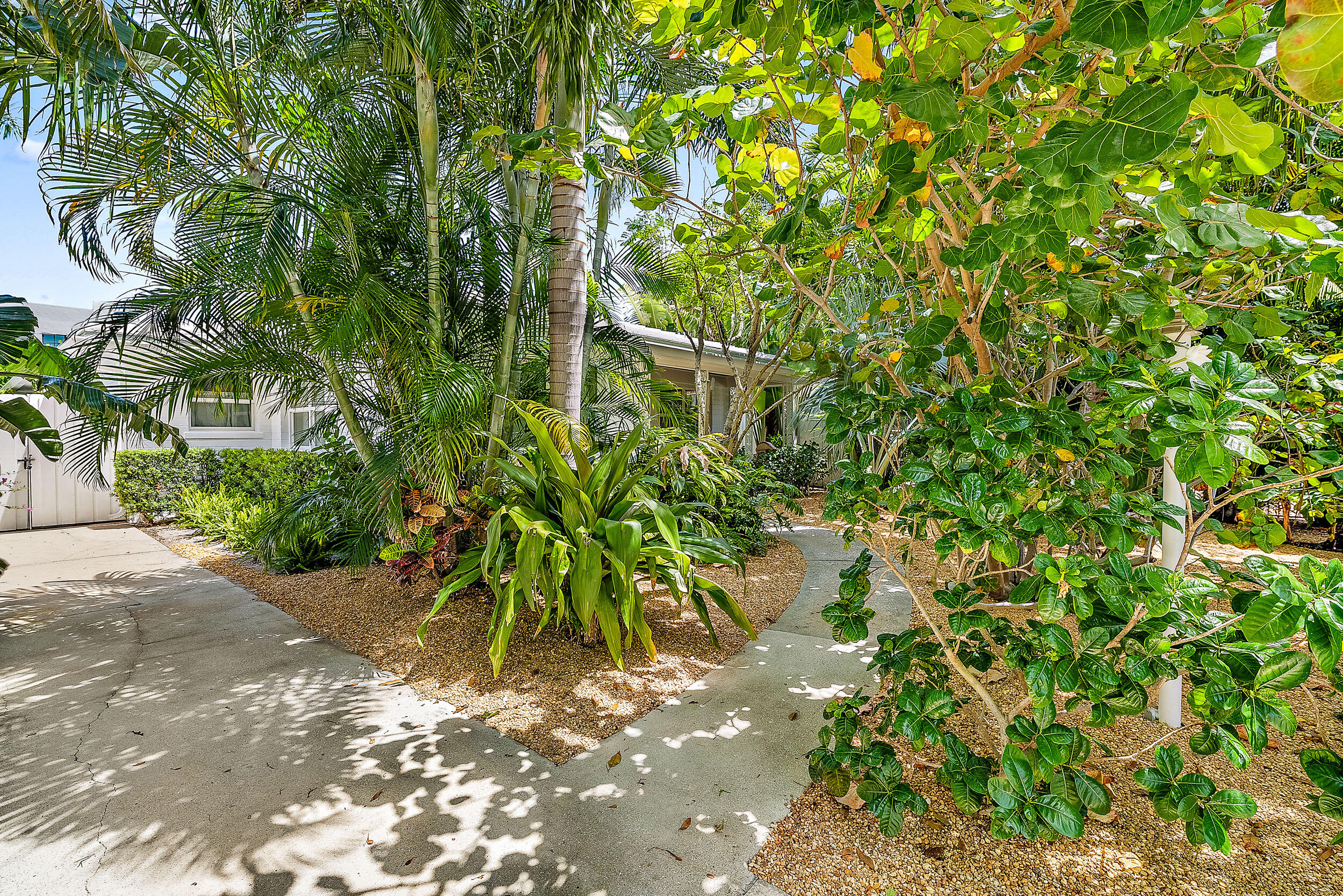 201 Greymon Drive
