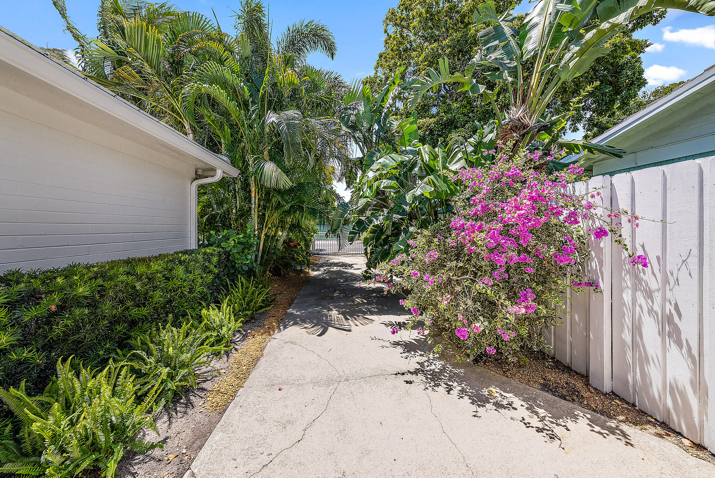 201 Greymon Drive