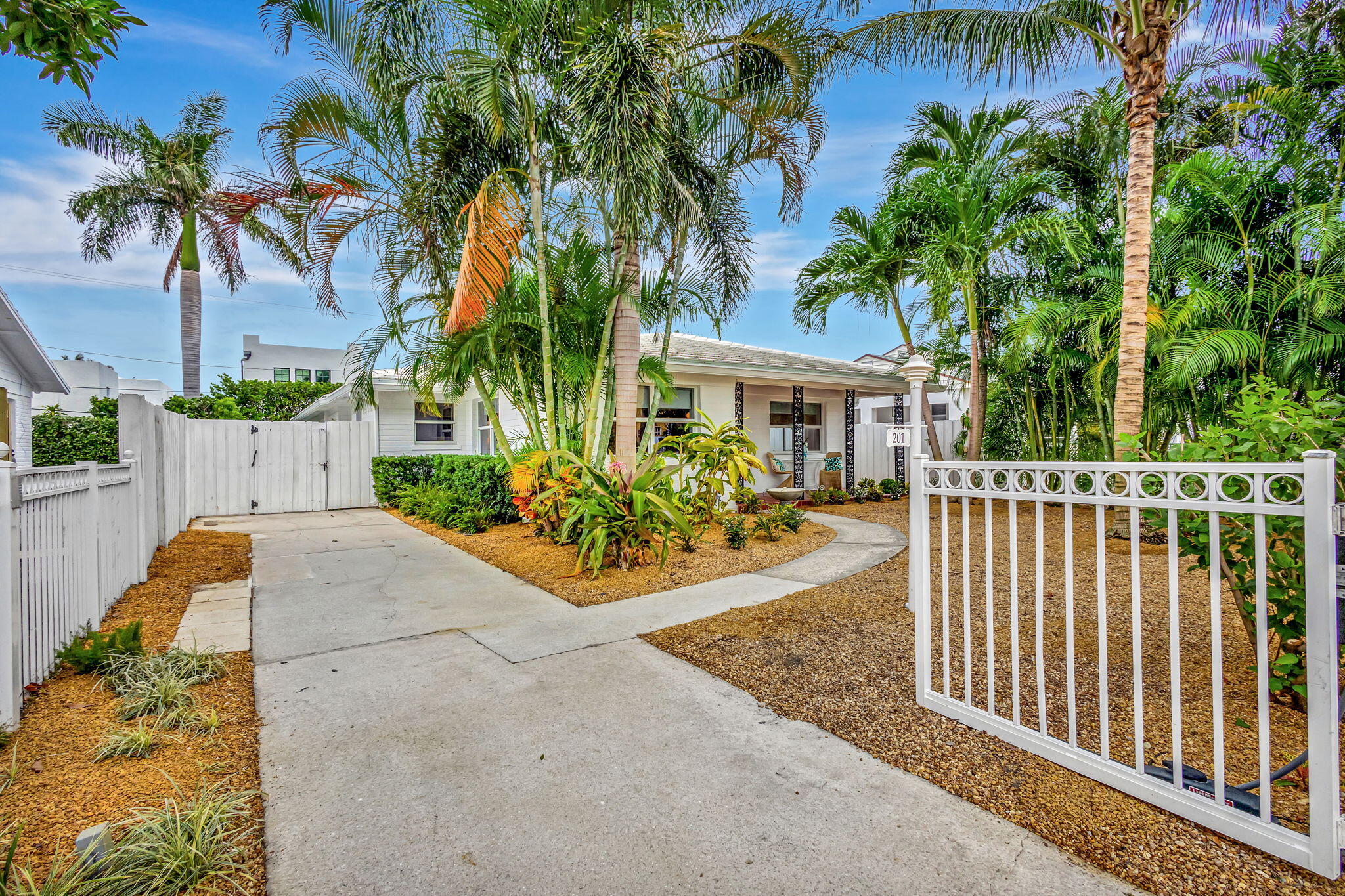 201 Greymon Drive