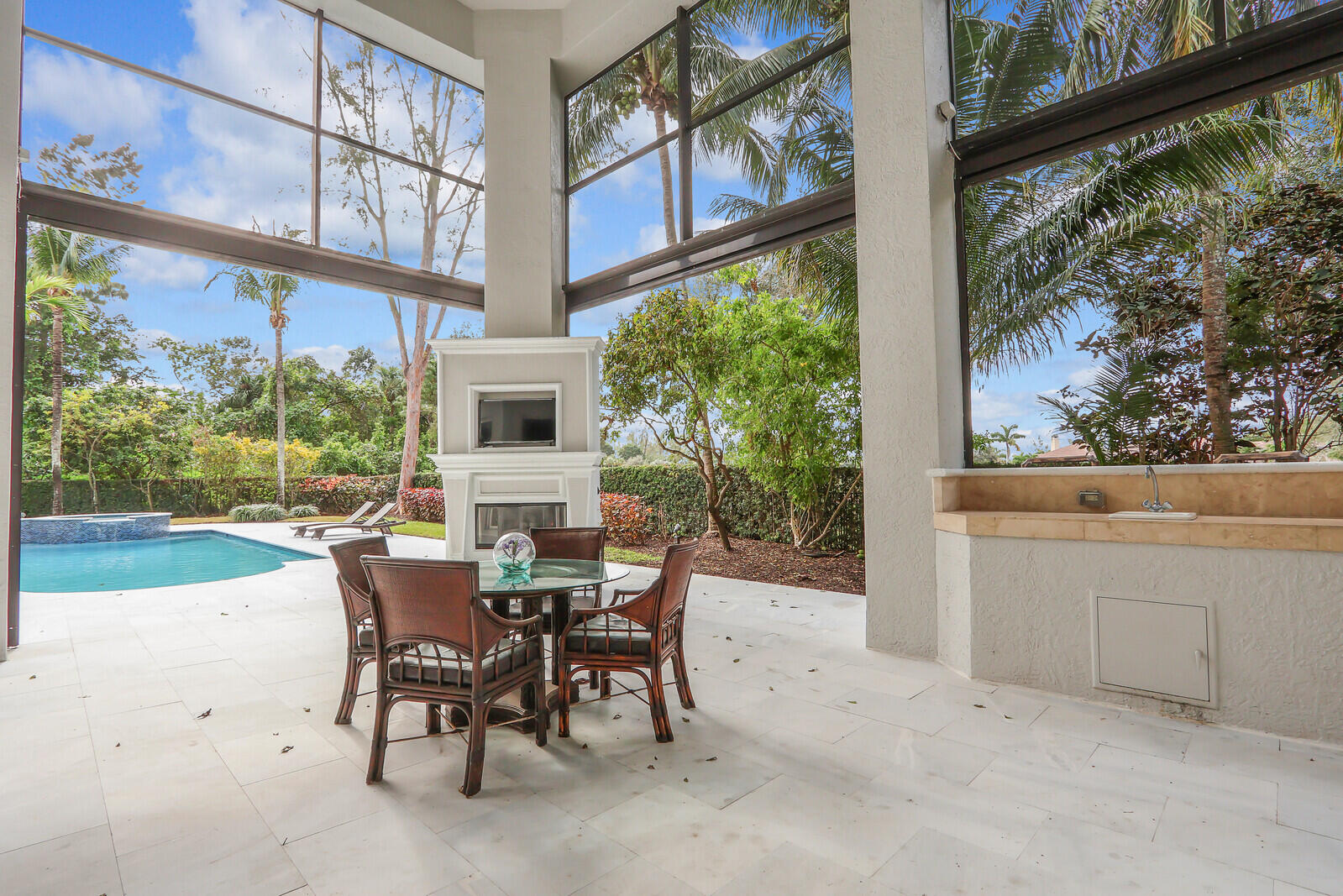 123 San Marita Way