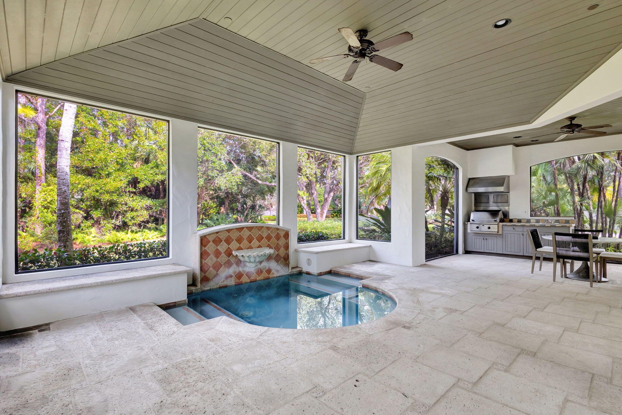 216 Royal Tern Court