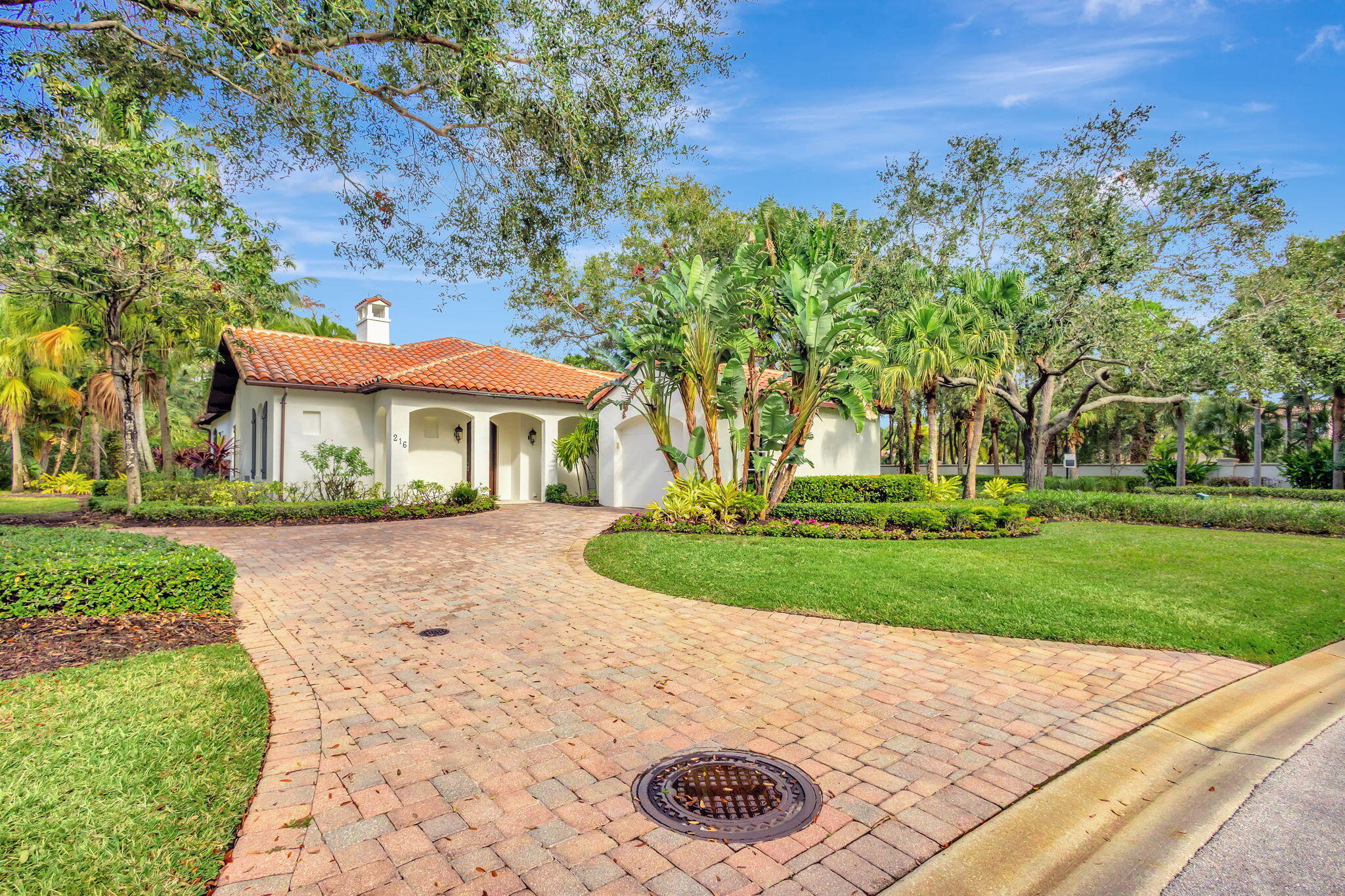 216 Royal Tern Court