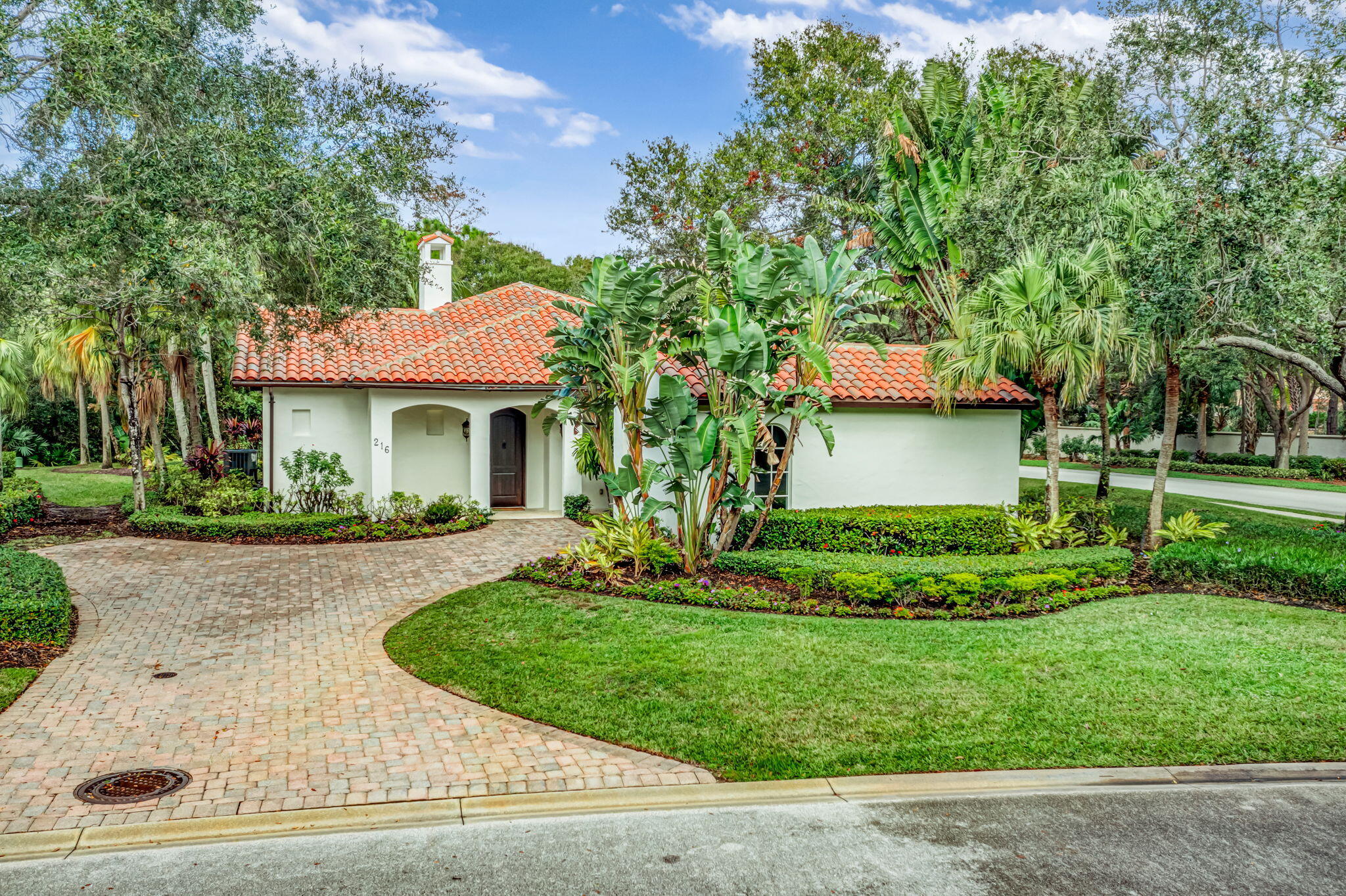 216 Royal Tern Court