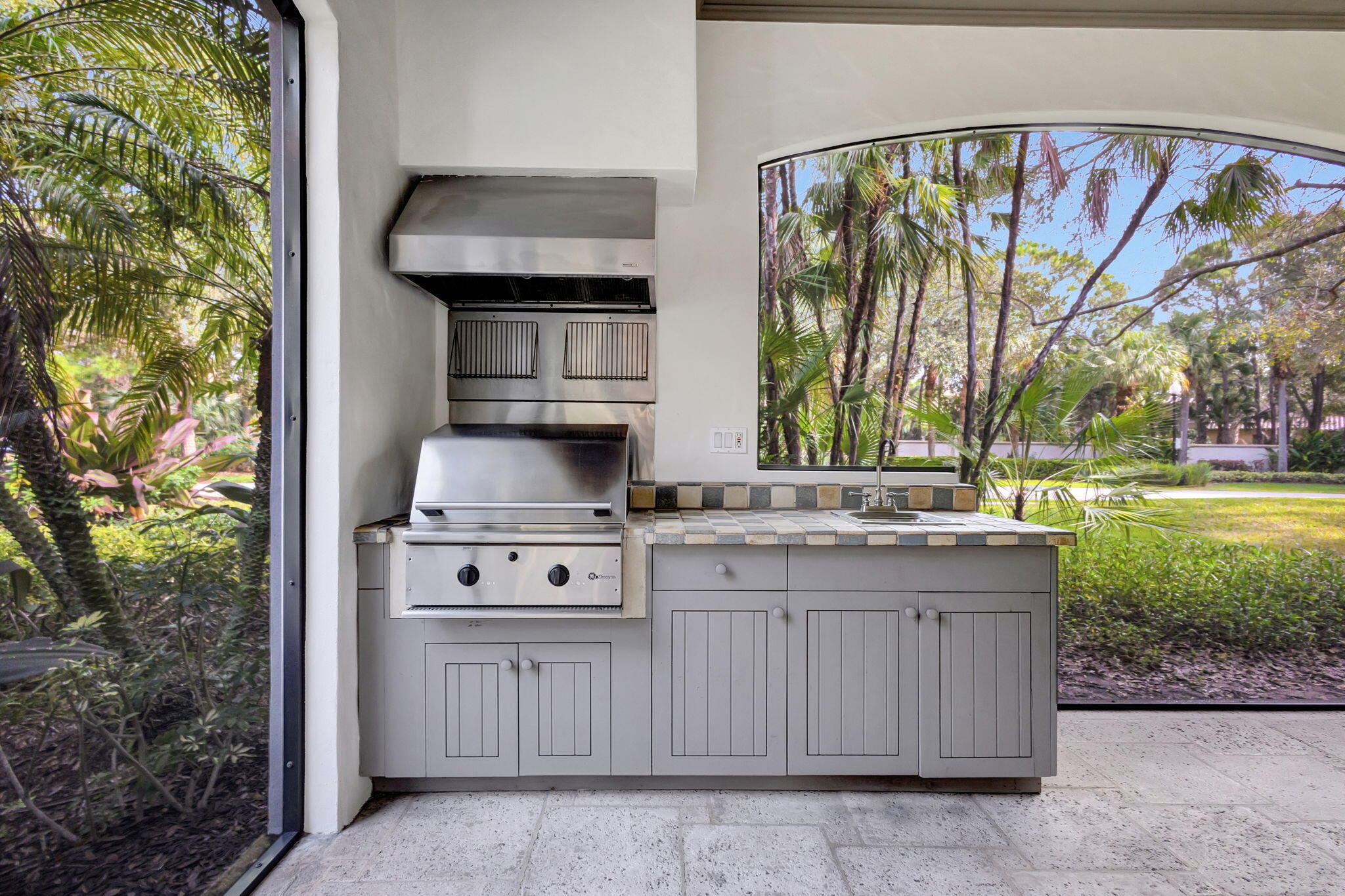 216 Royal Tern Court