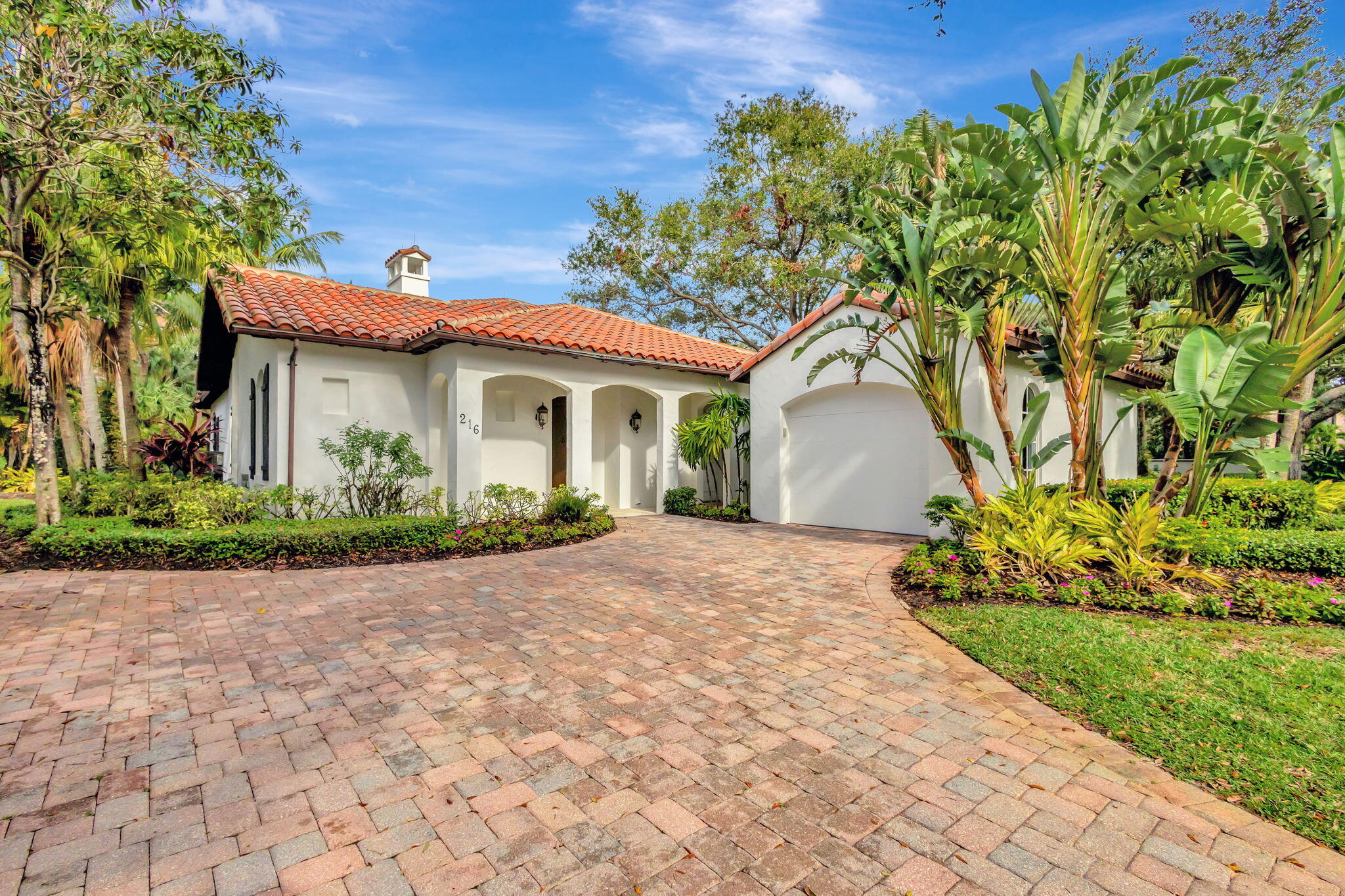 216 Royal Tern Court