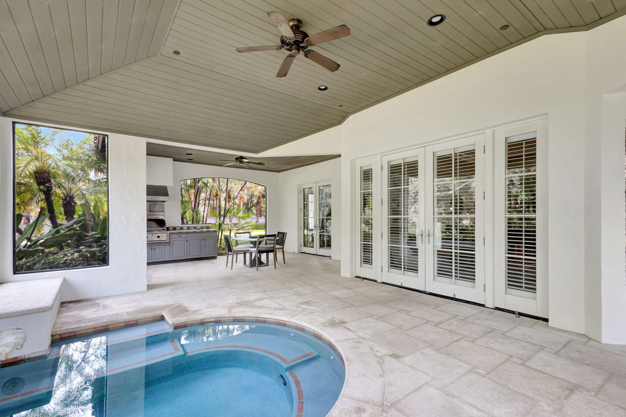 216 Royal Tern Court