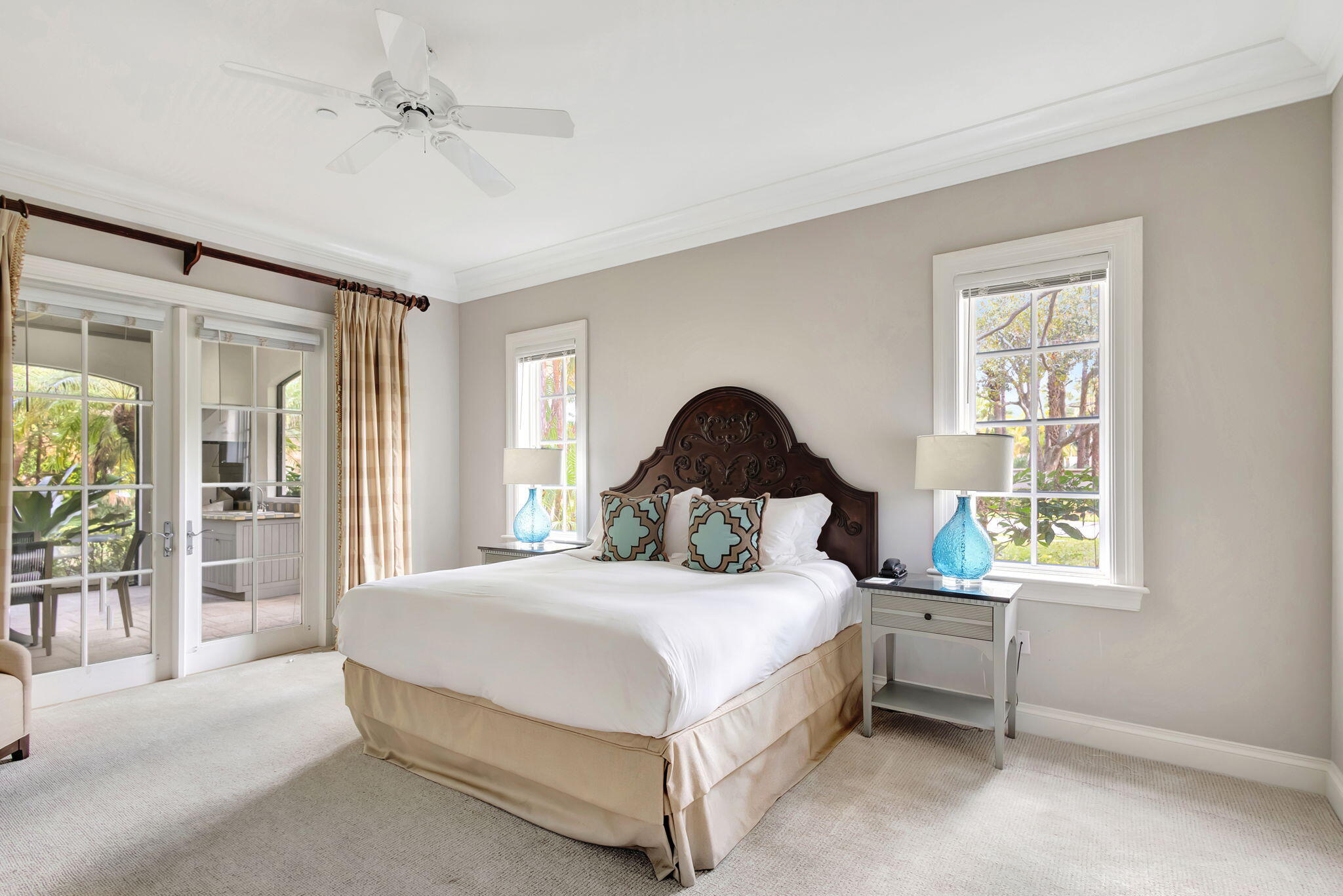 216 Royal Tern Court