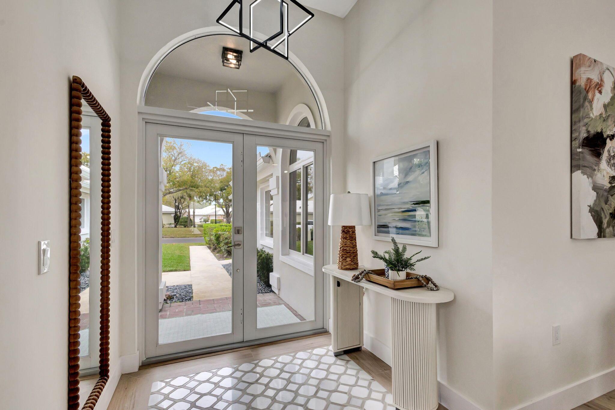 2286 Saratoga Bay Drive