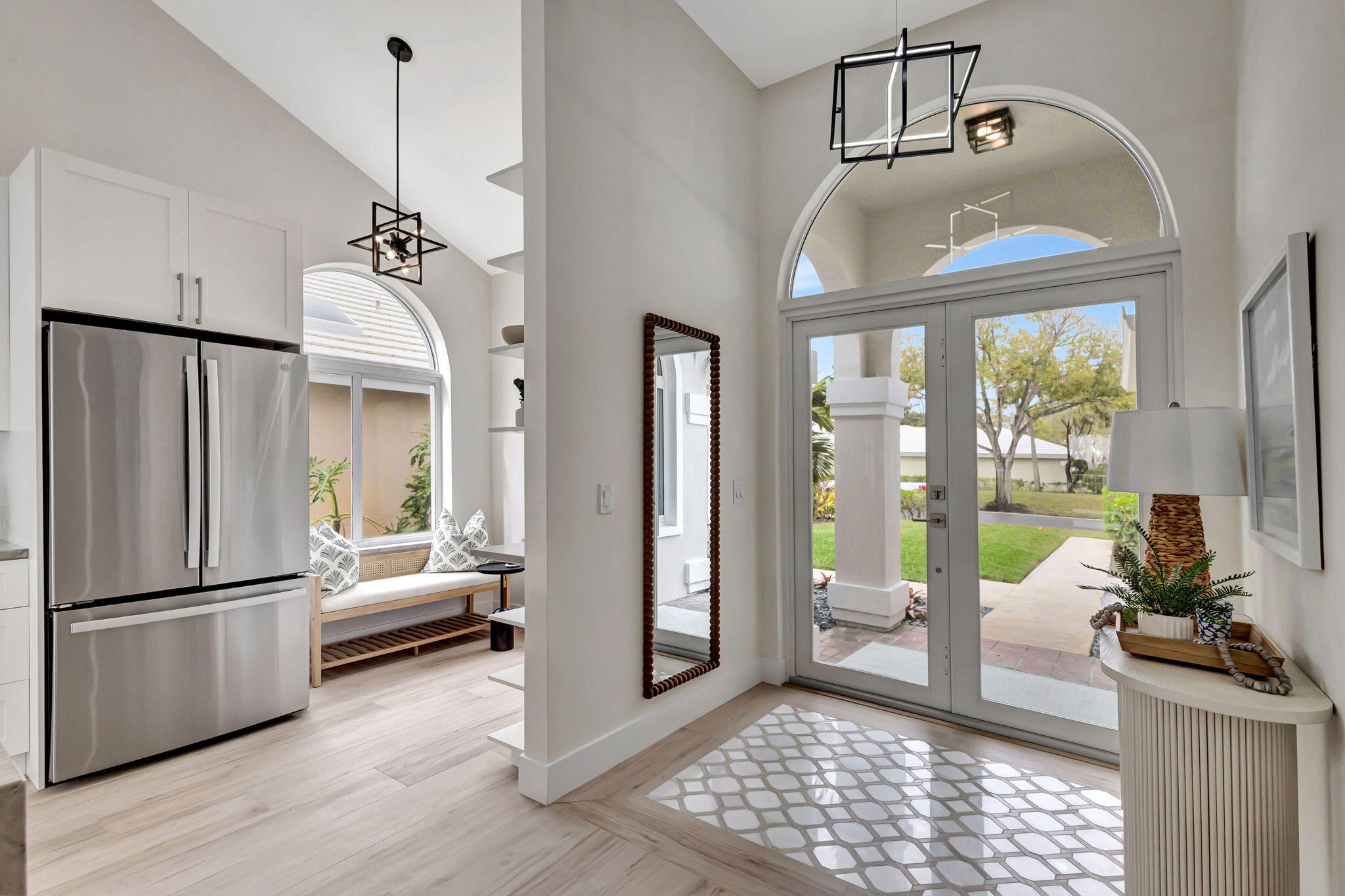 2286 Saratoga Bay Drive