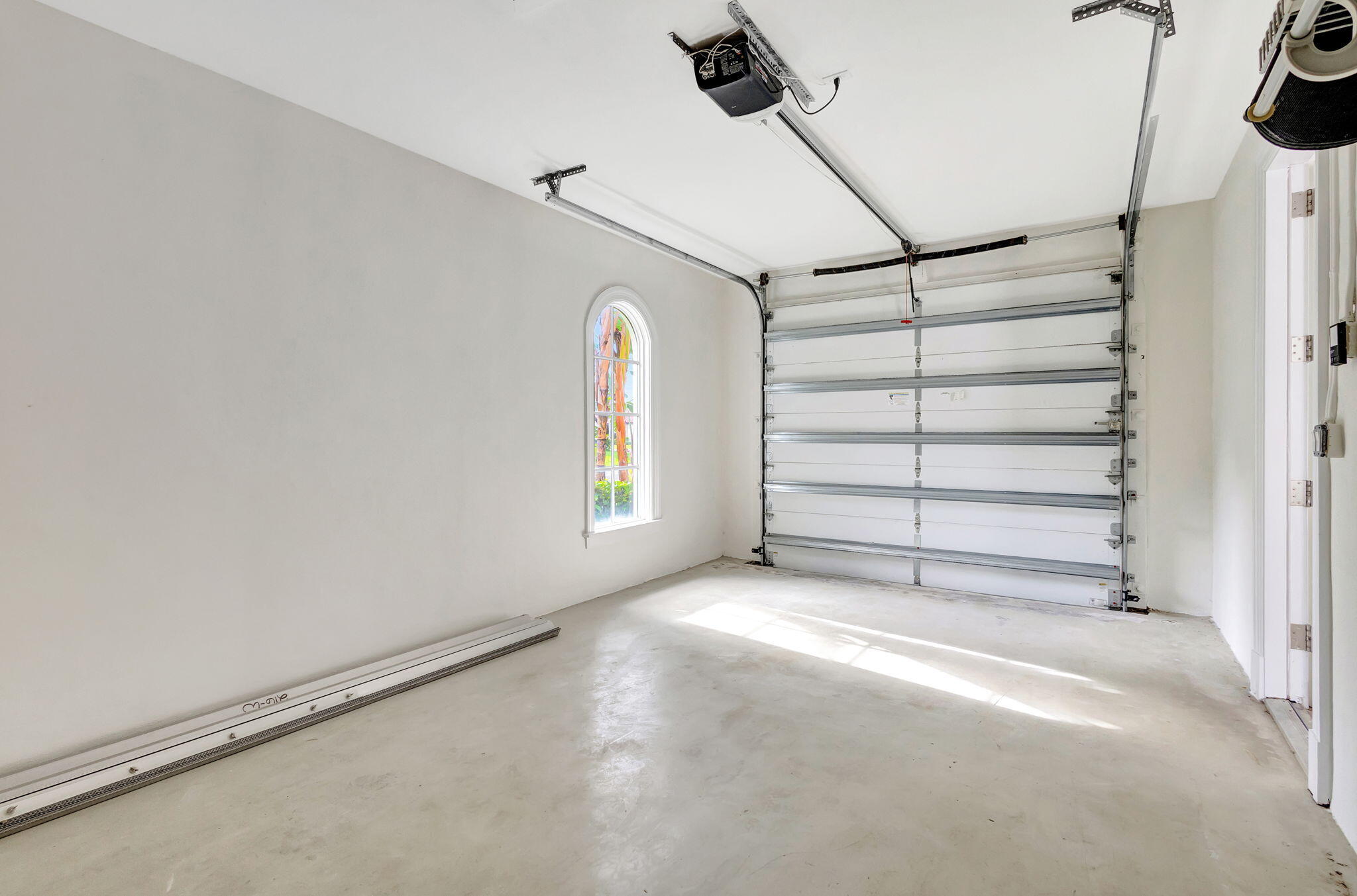 202 Royal Tern Court