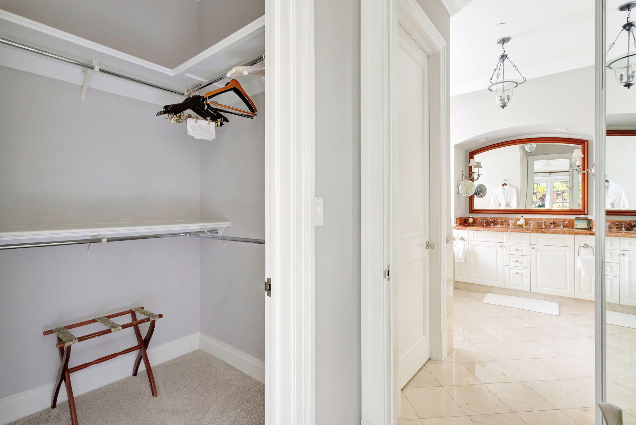 202 Royal Tern Court