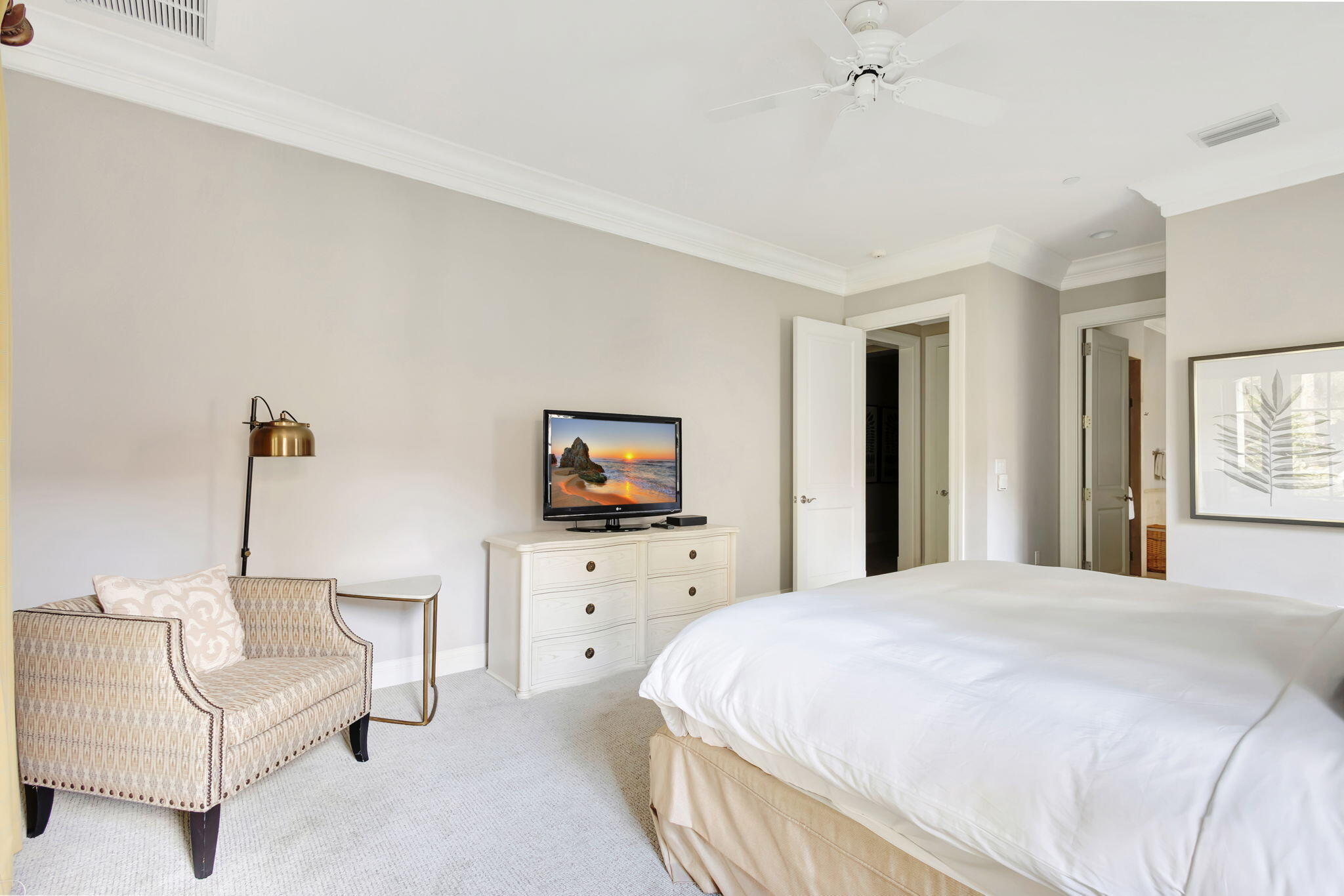202 Royal Tern Court