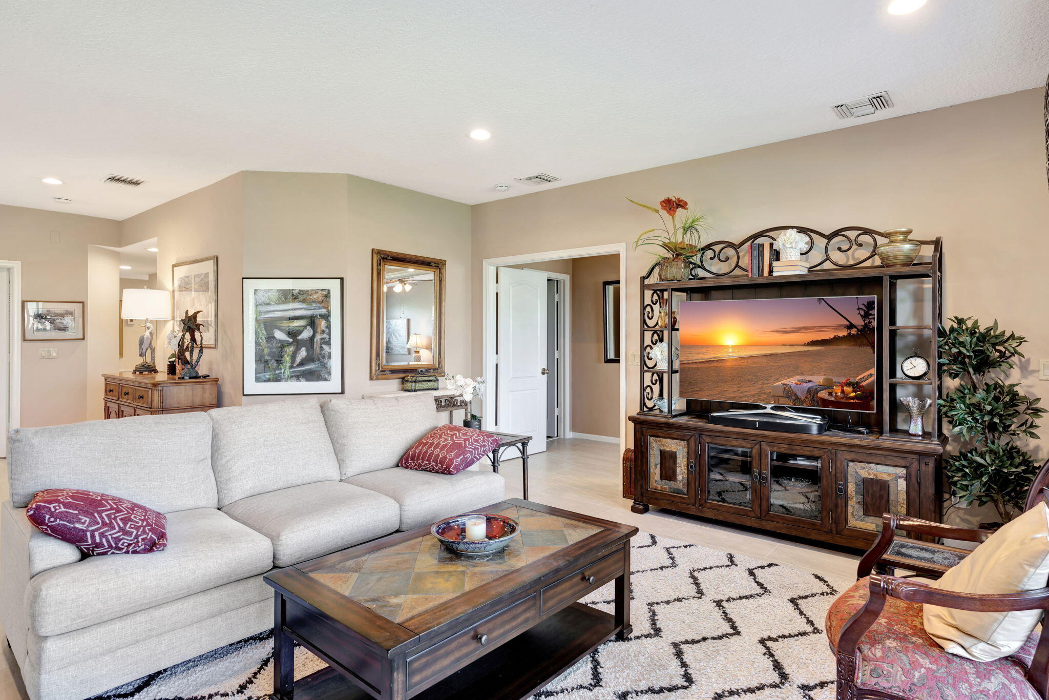 125 Legendary Circle