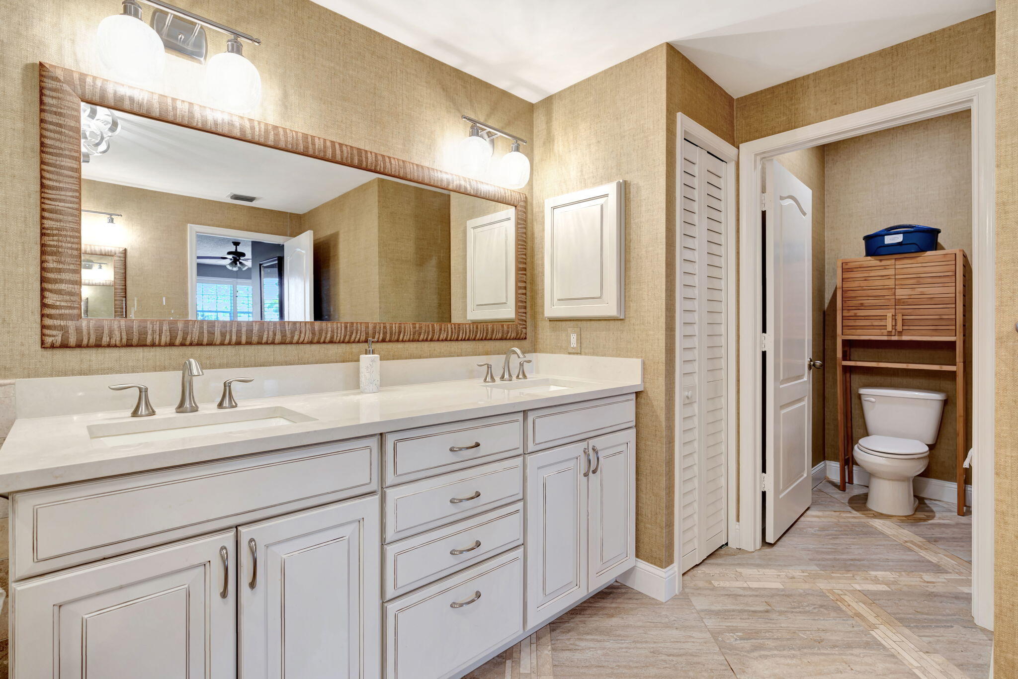 125 Legendary Circle