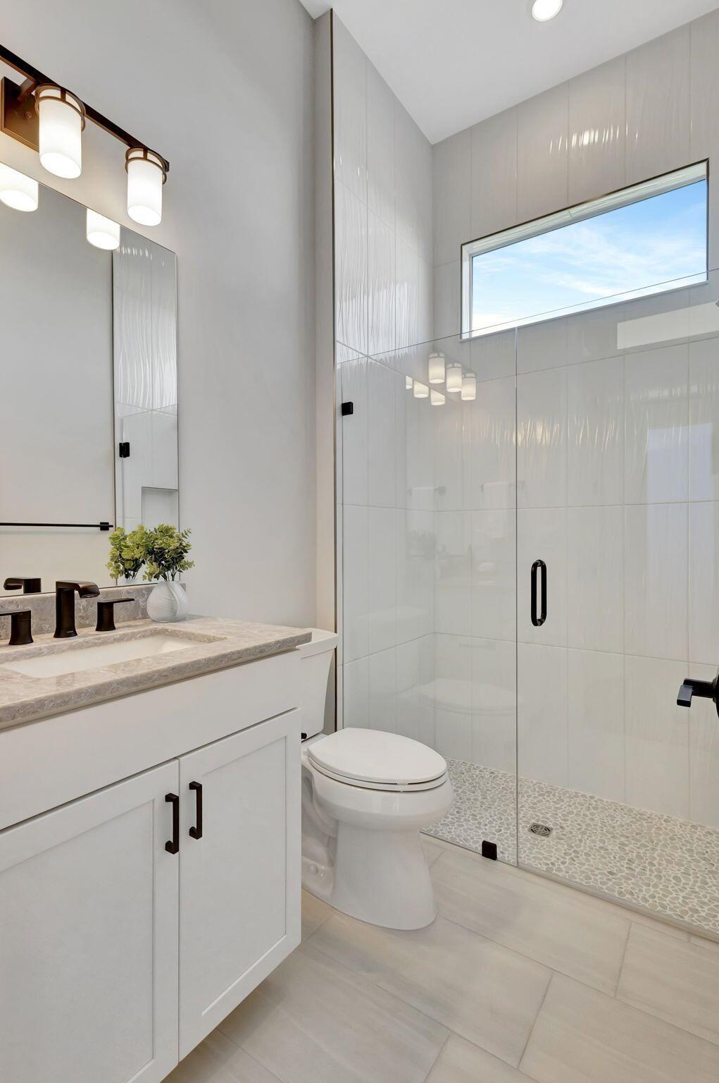 20008 SE Bridgewater Drive