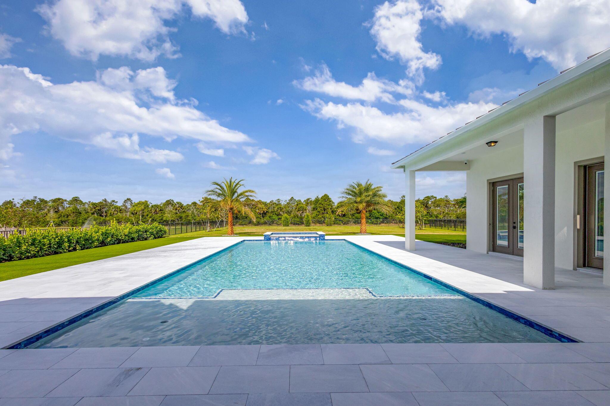 20008 SE Bridgewater Drive