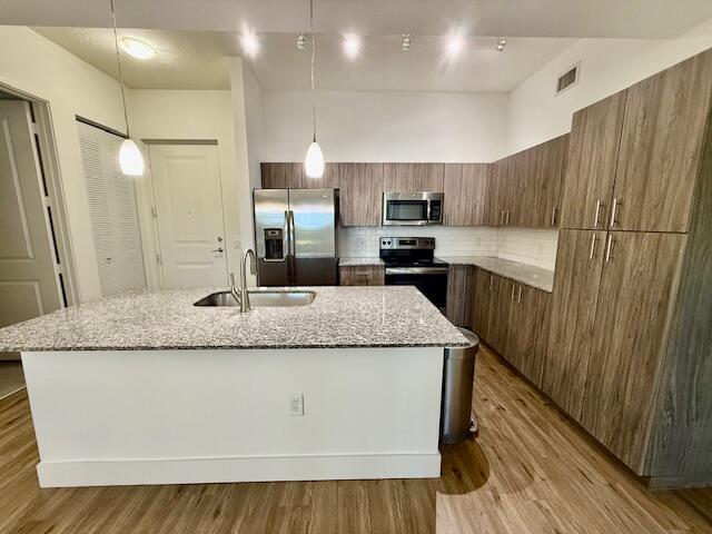 3130 W Latitude Circle 101