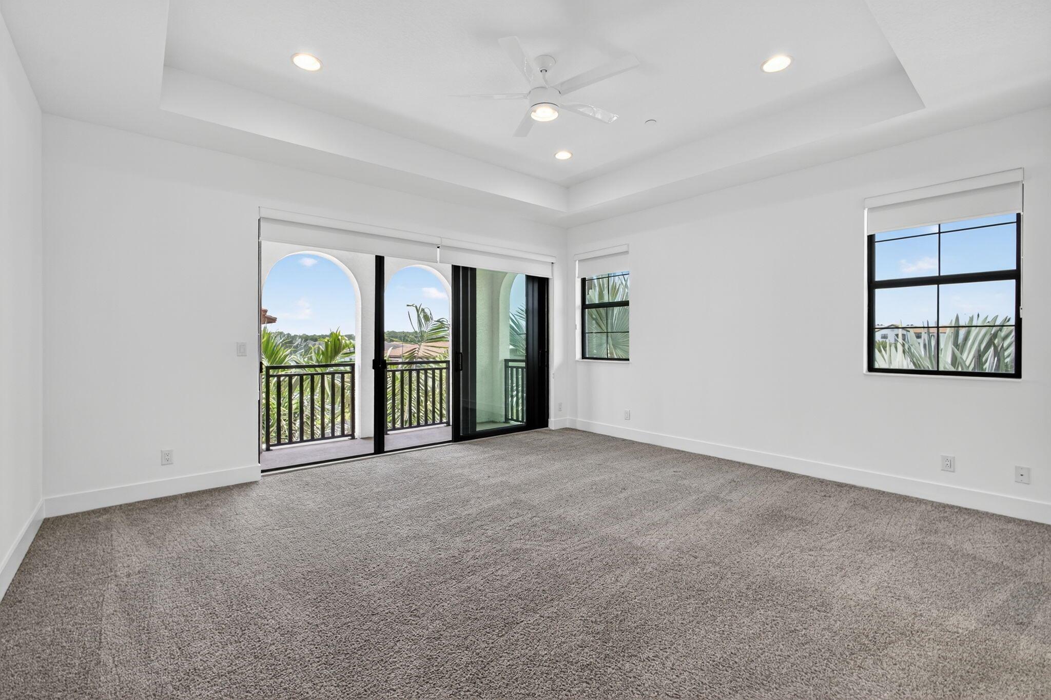 8072 Hobbes Way
