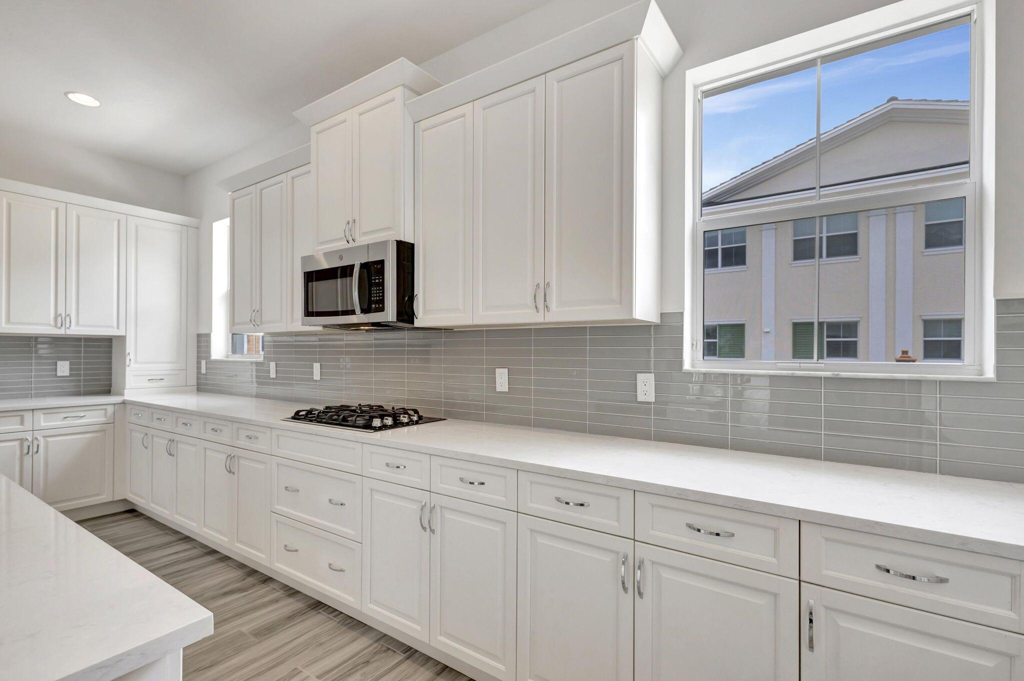 13392 Alton Road