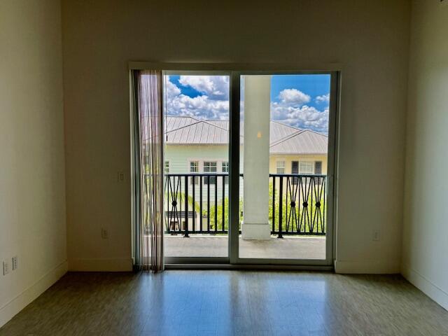 225 S Latitude Circle 406