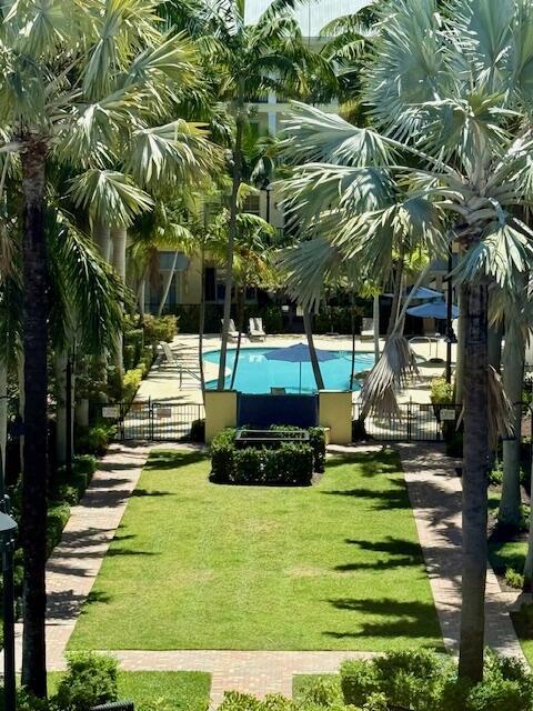 225 S Latitude Circle 406