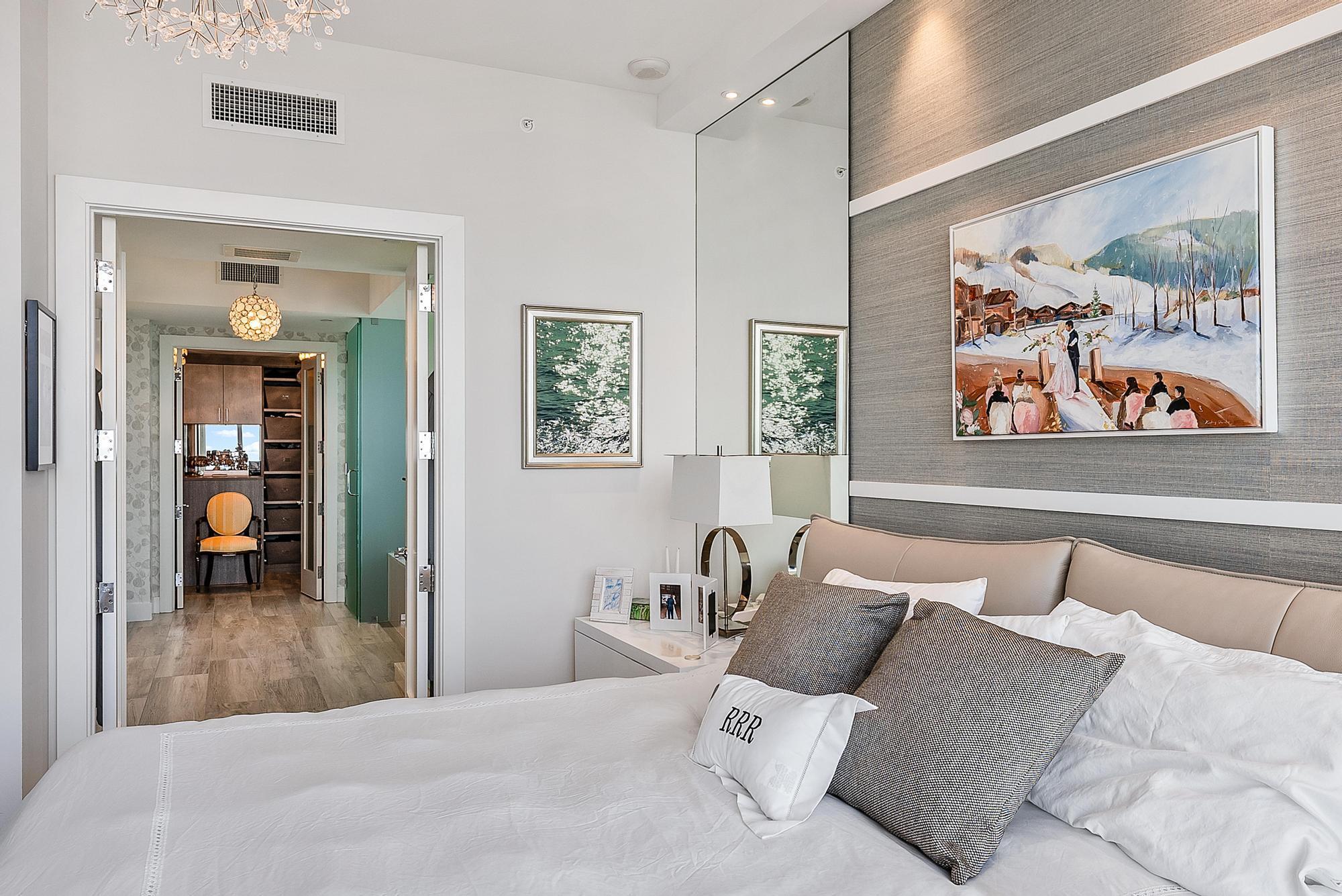 2 Water Club Way 2001