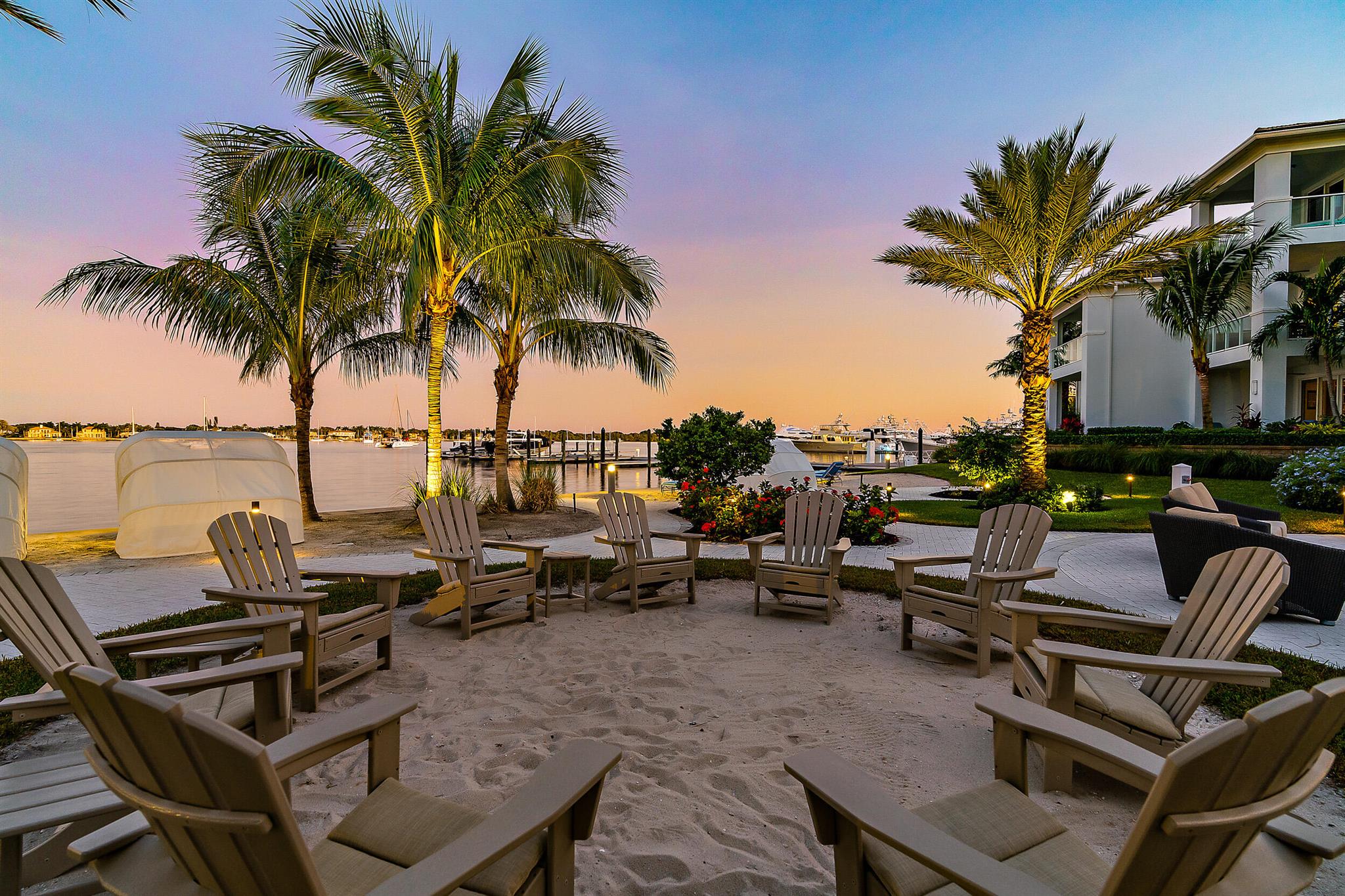 2 Water Club Way 2001