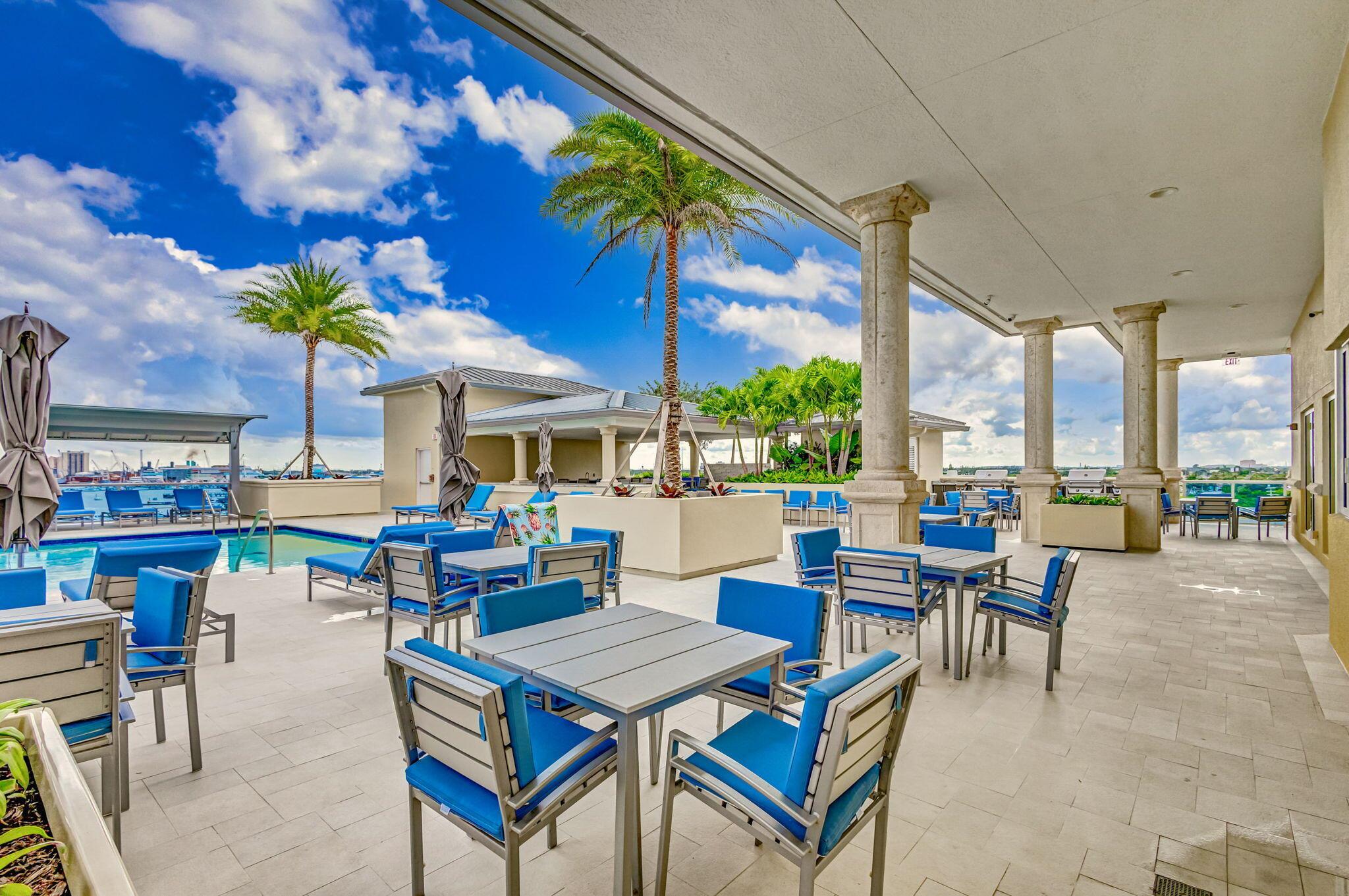 2650 Lake Shore Drive 2303