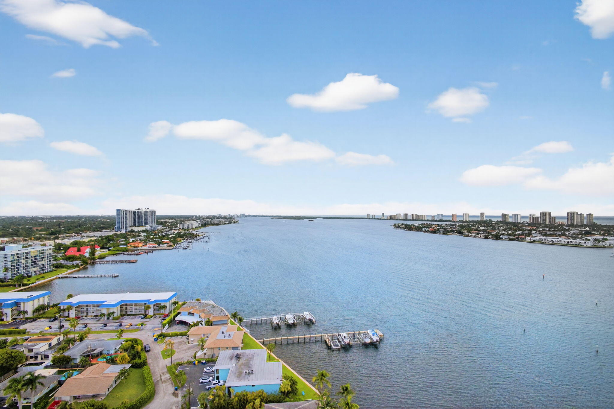 2650 Lake Shore Drive 2303