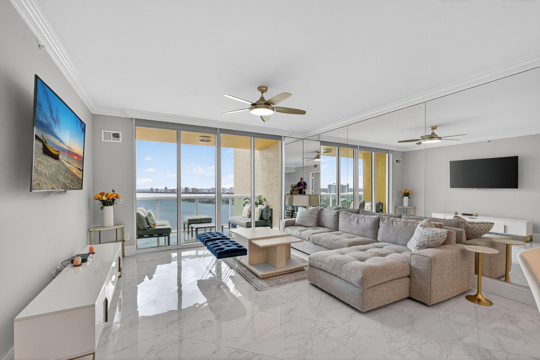 2650 Lake Shore Drive 2303