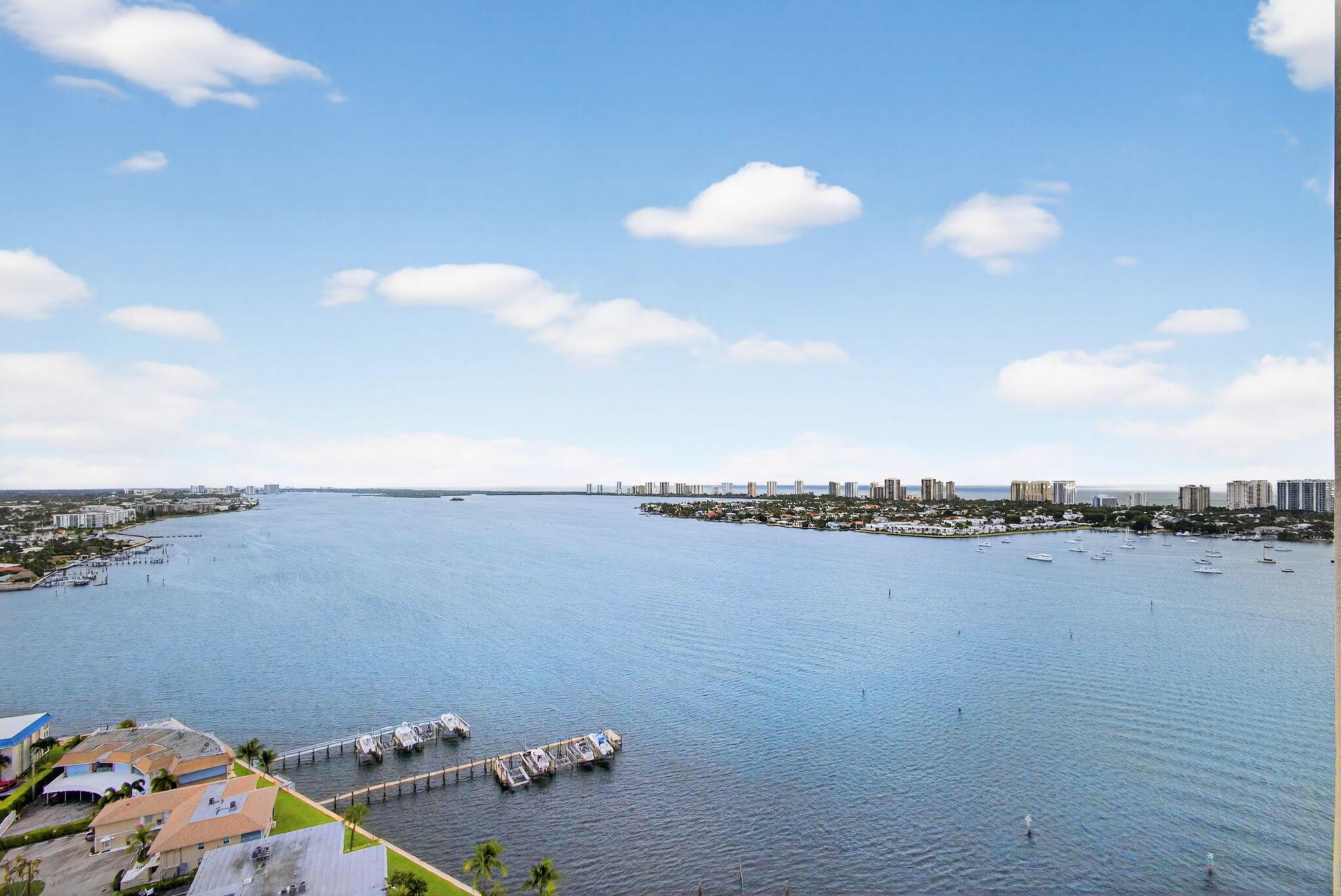 2650 Lake Shore Drive 2303