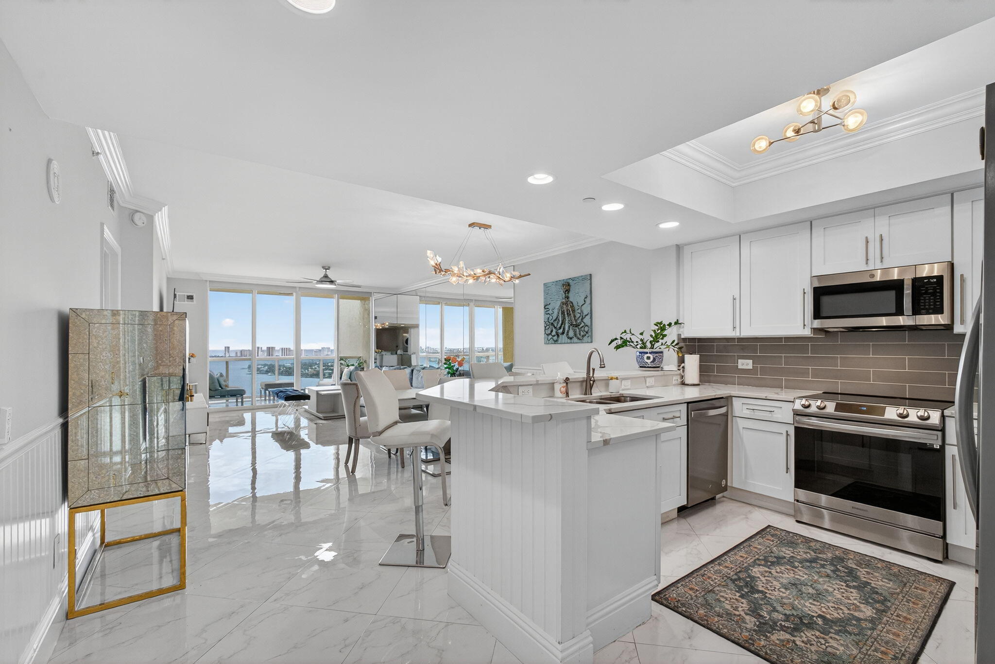 2650 Lake Shore Drive 2303