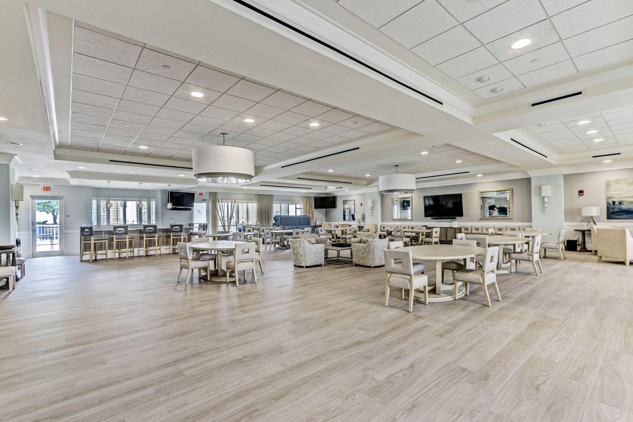 2650 Lake Shore Drive 2303