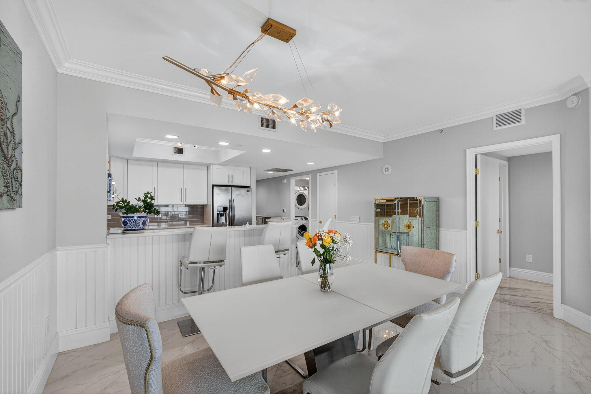 2650 Lake Shore Drive 2303