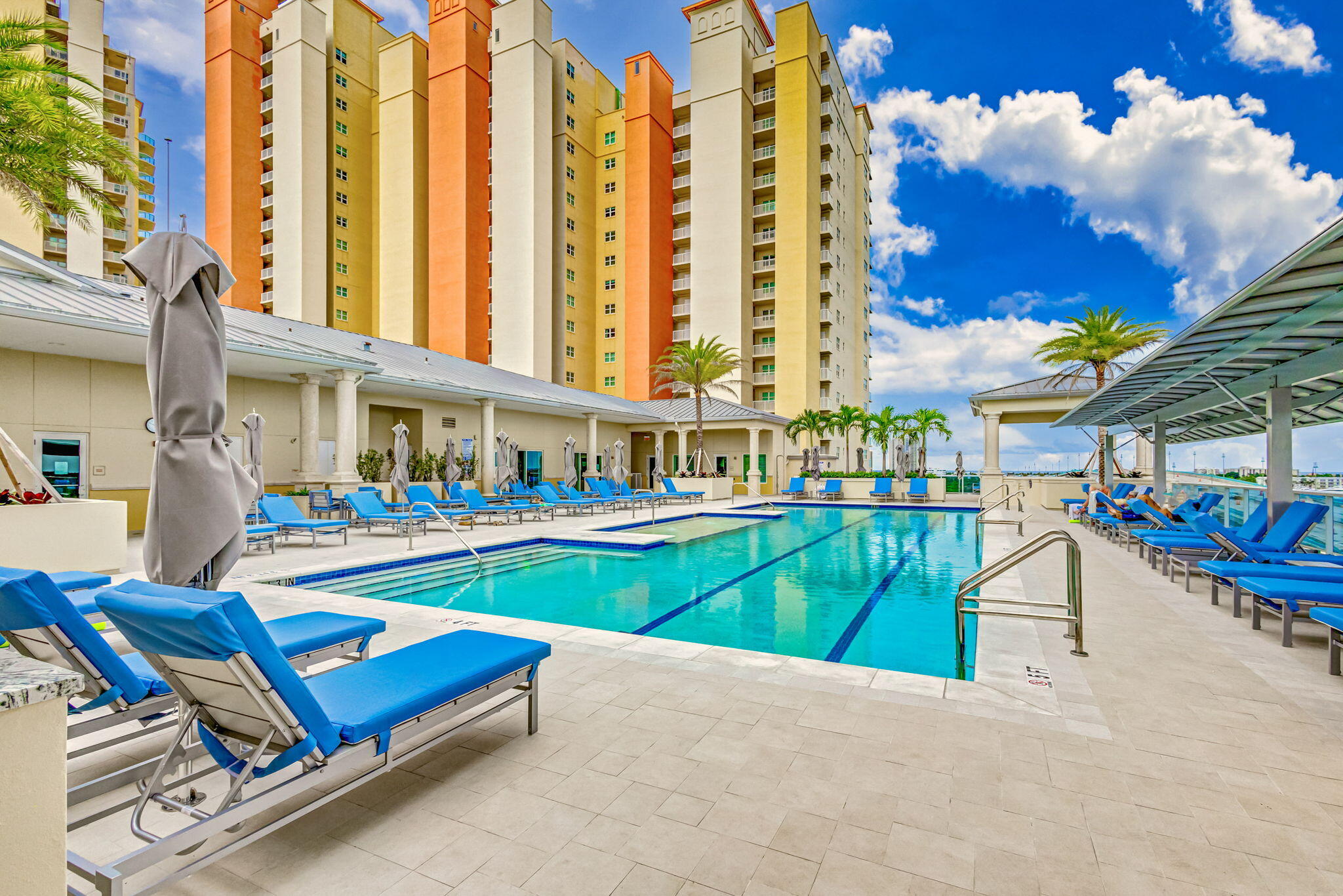 2650 Lake Shore Drive 2303