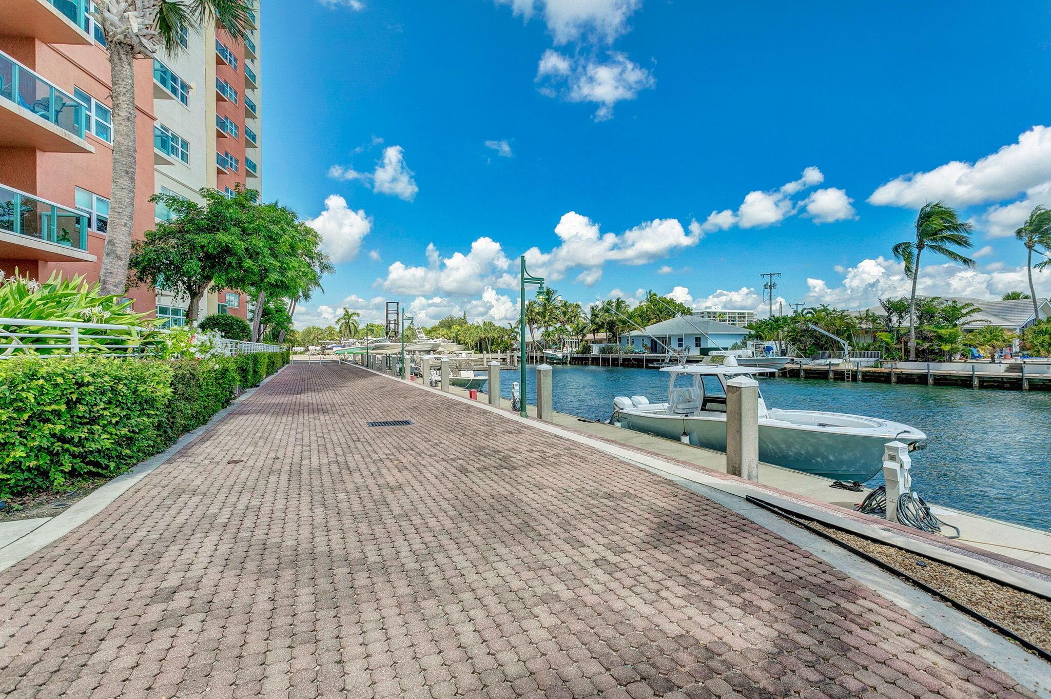 2650 Lake Shore Drive 2303