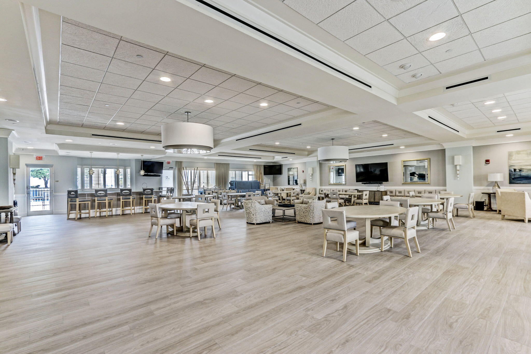 2650 Lake Shore Drive 2303