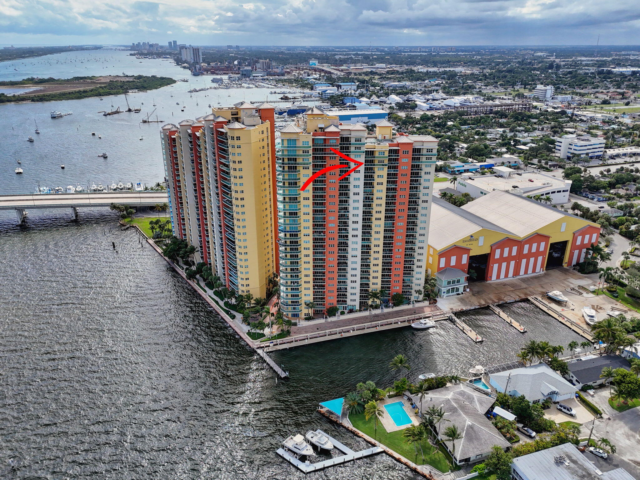 2650 Lake Shore Drive 2303