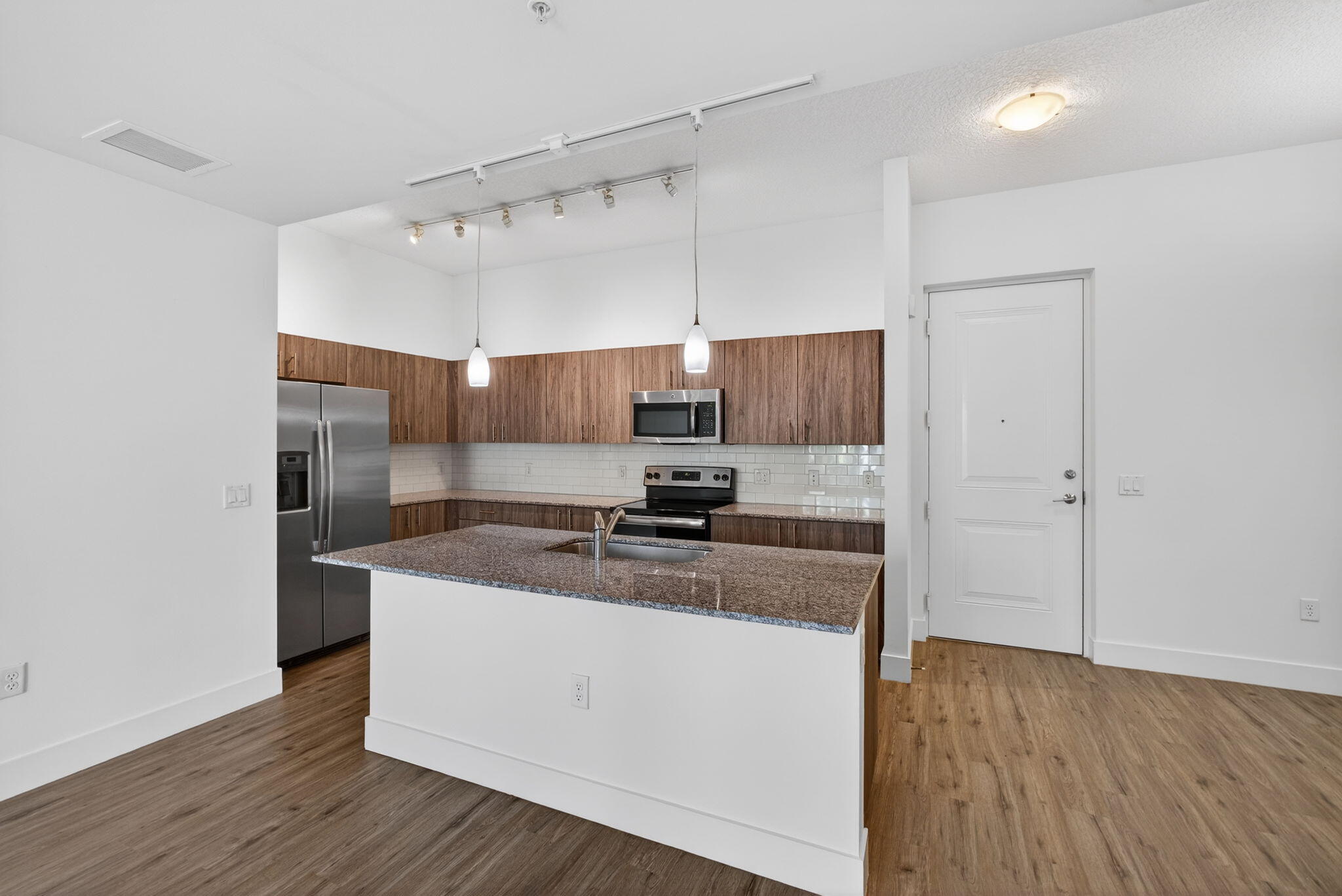 3130 W Latitude Circle 202