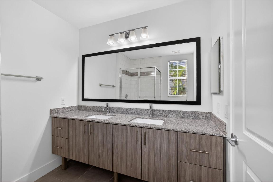 3130 W Latitude Circle 202