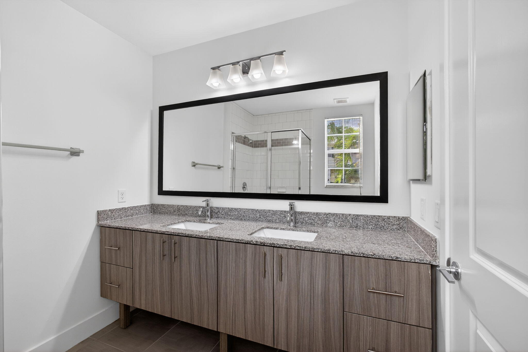 3130 W Latitude Circle 202